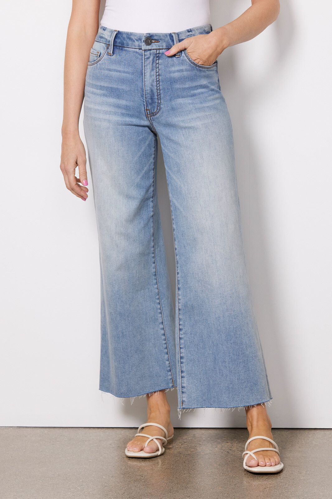 KUT FROM THE KLOTH Meg Wide Leg Jean | EVEREVE | Evereve