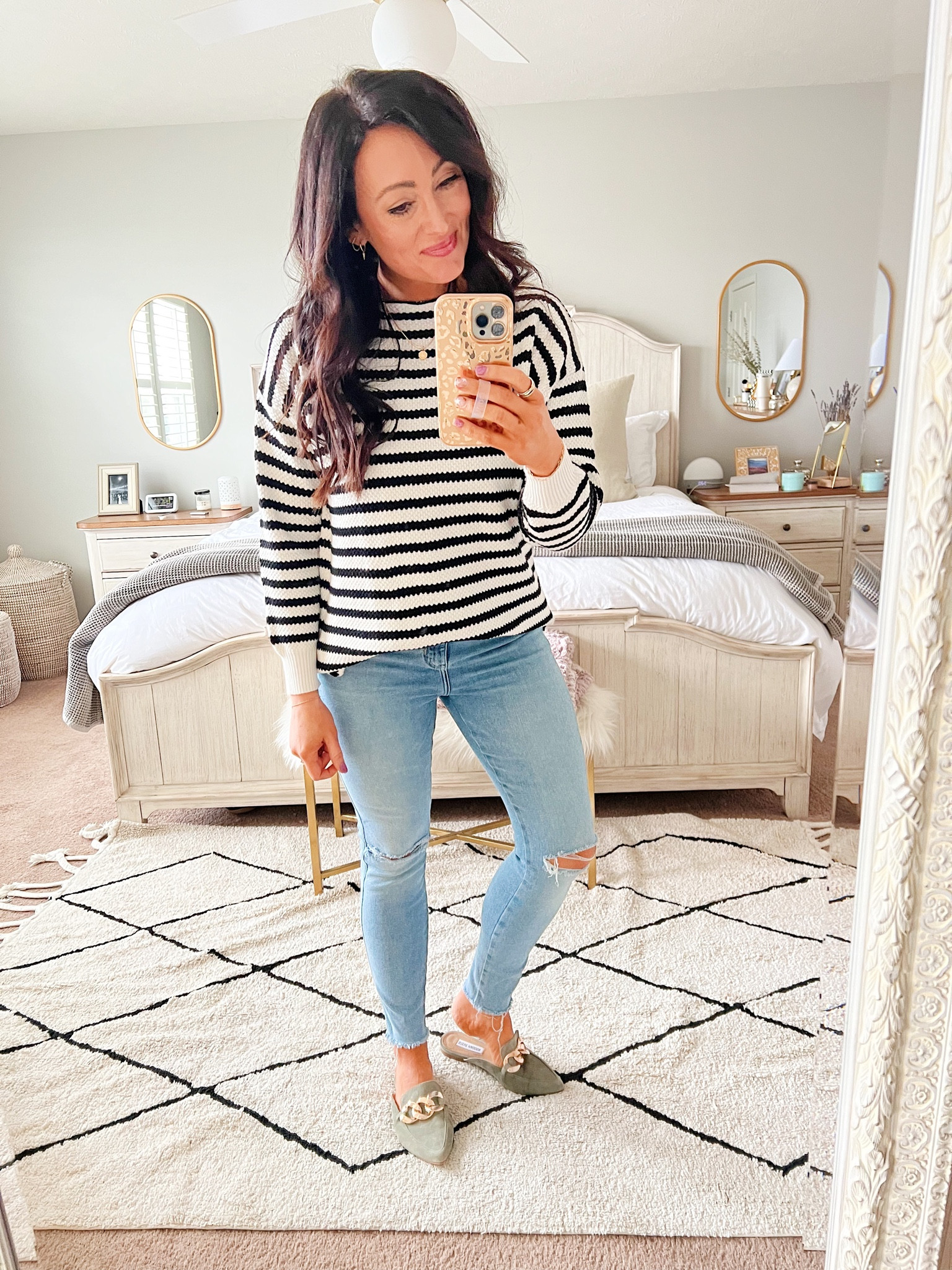 Cutest Amazon sweater! I’m in my true size small & it’s still slightly oversized. Not itchy at all either 🙌🏻 

#LTKstyletip #LTKunder50 #LTKfit