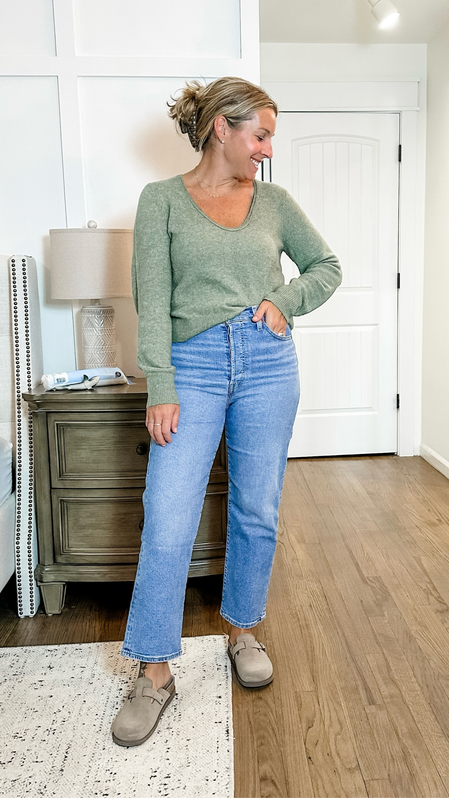 30% off friends and family for my jeans!Just picked up the faded black wash and the light wash! Both in 29 waist and 27” length. 
Medium sweater. 

#LTKMidsize #LTKFallSale #LTKOver40