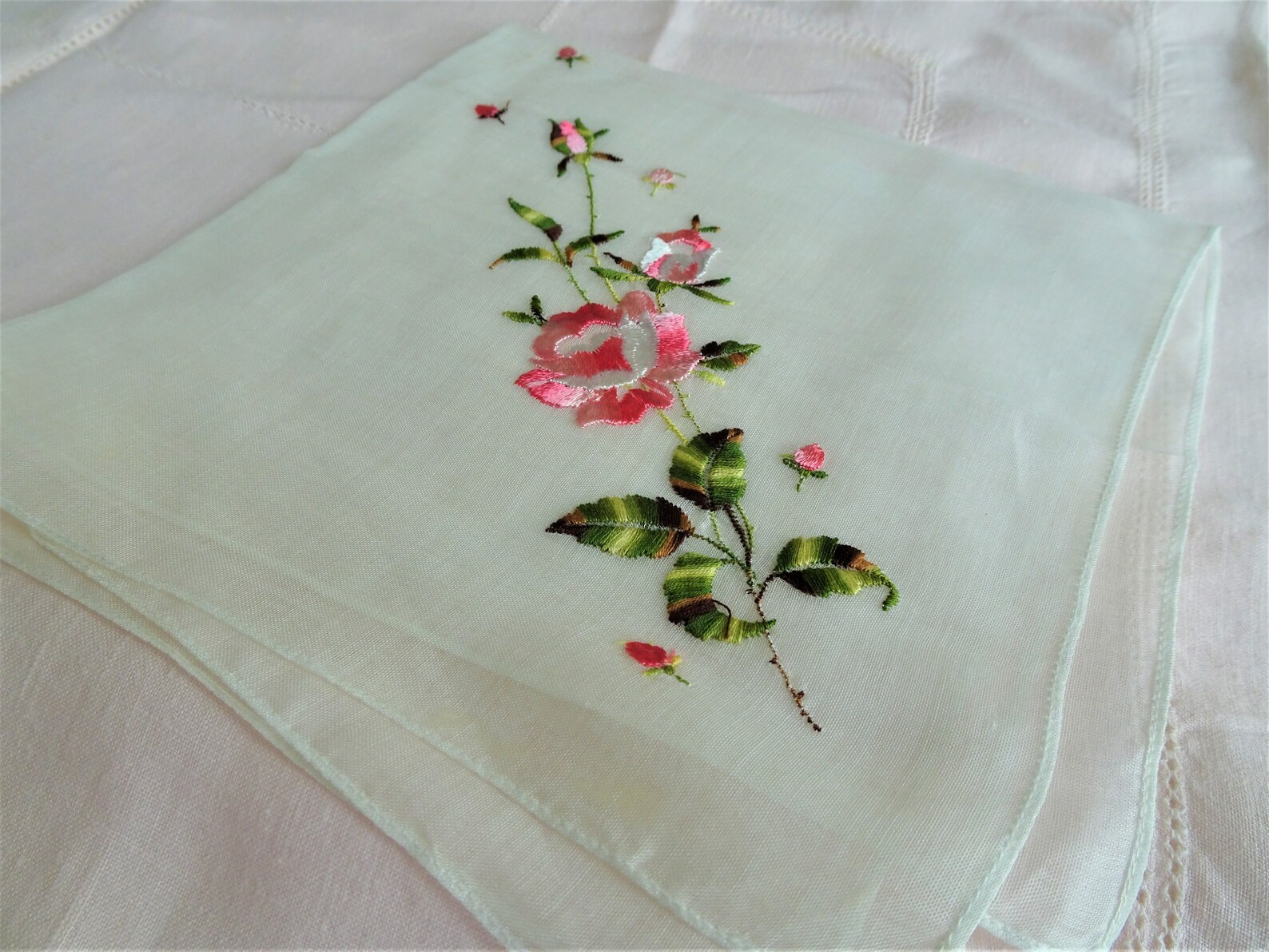 LOVELY Rosy Pink Floral Embroidered Hankie,vintage Handkerchief,exceptional Swiss Embroidery,wedd... | Etsy (US)