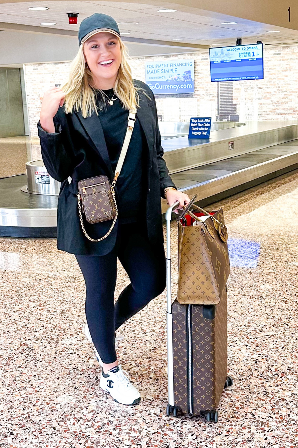 Chic but comfy travel outfit!
Blazer and tee is oversized! Wearing a large 
Leggings are size 10 for compression

#LTKtravel #LTKcurves #LTKfit