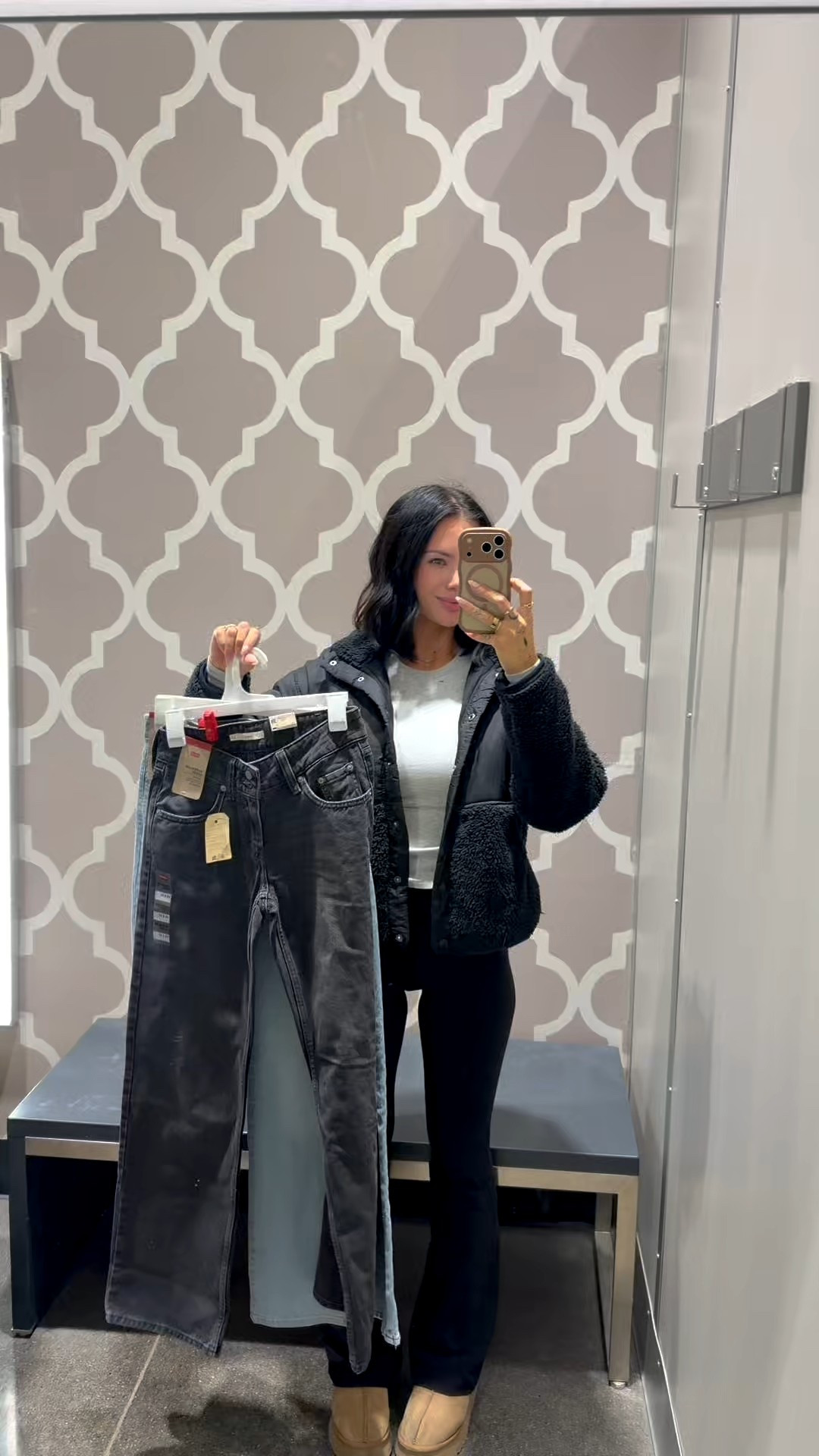 Tried on a 25 in all! Fits TTS 👏

#LTKmomlife #LTKgrwm #LTKdayinmylife