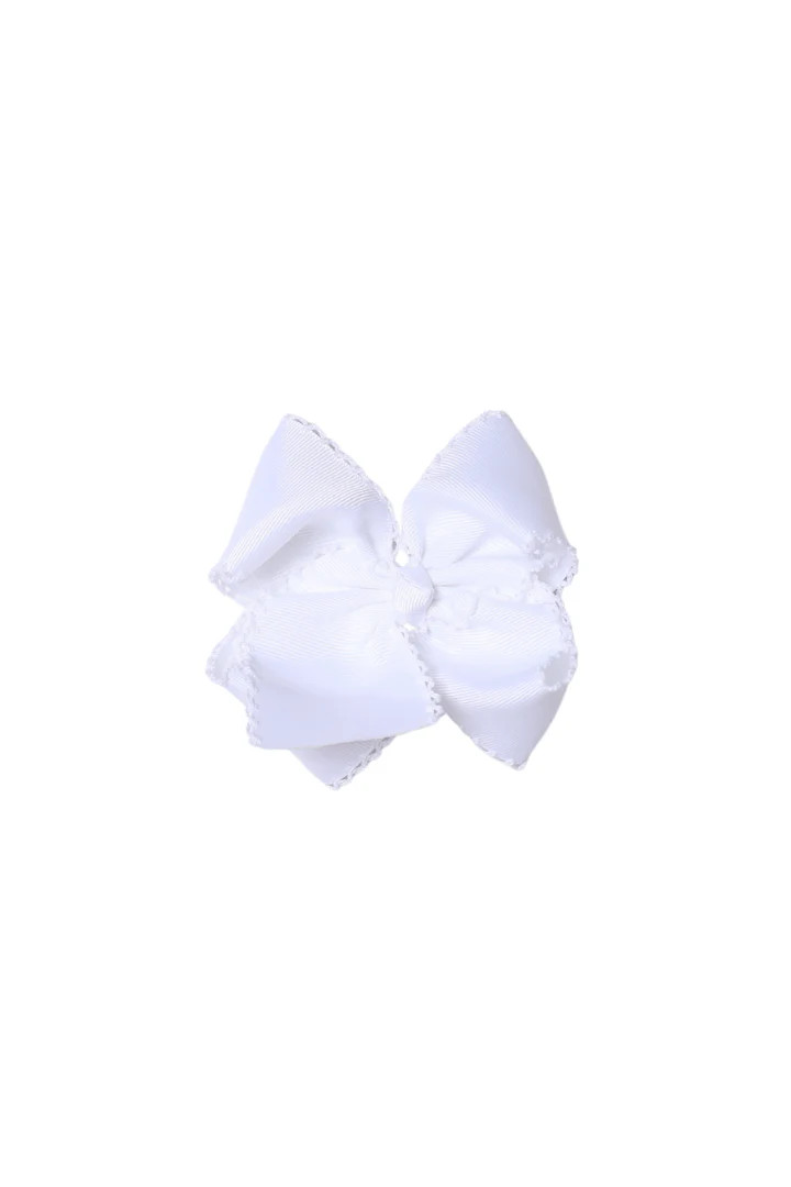 Scalloped Edge Grosgrain Bow White | The Smocked Flamingo