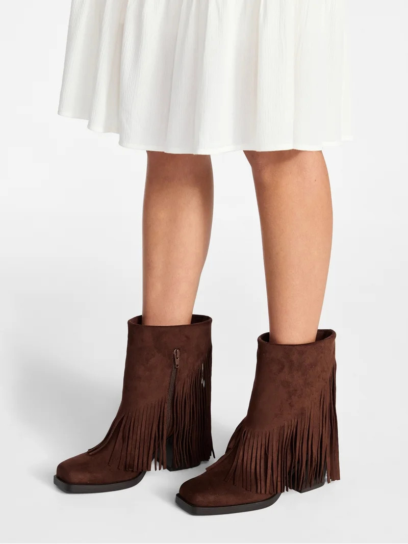 No Boundaries Faux Suede Fringe Booties, Women's | Walmart (US)