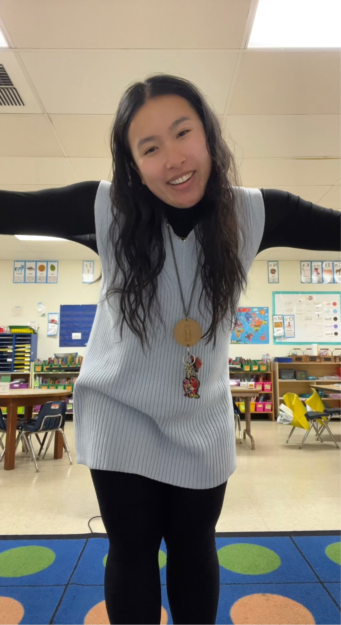 The perfect sweater vest for all body types!

#LTKworkwear #LTKfit #LTKcurves