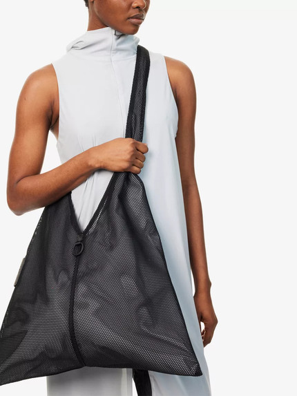 https://product-images-cdn.liketoknow.it/ajuRzwvqSq0XNSbxmV7uDvJCNbll8f9mDtvrJCDO9Nq9DMi81zbDYPrFjFIam6UT5sicif4soPViDa8IJRzwLOX.YIsIsrsRcN_QC7cvhLU_X03218wputkfjMWvix_p1RF0sWS2u.b6aC_8cx3TzpdcmKg3wtLVEi54vMHZEt9FPIteJpwkaKLtq96YYxxCPAU_eUY9tzBqQ.tS75Q_Un2ZDgqgcl1br2OzdA--?v=2&max&height=0&width=430