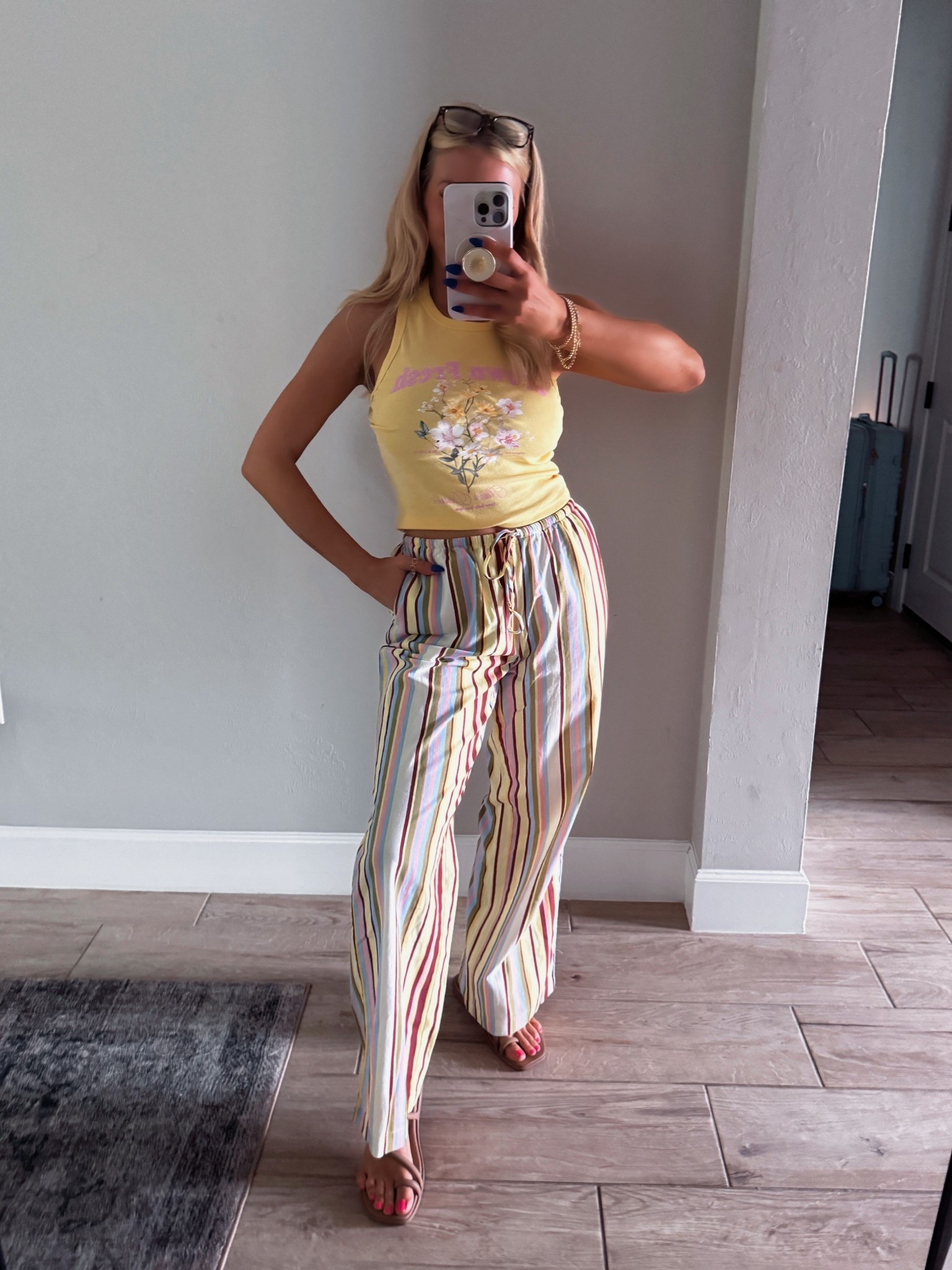 The perfect spring + summer casual outfit that’s giving low key free people vibes but it’s from Walmart! These pants are so fun and would be a cute beach cover up too! 

Size small in pants and XS in tank

Walmart finds Walmart fashion affordable fashion affordable finds 

#LTKootd
