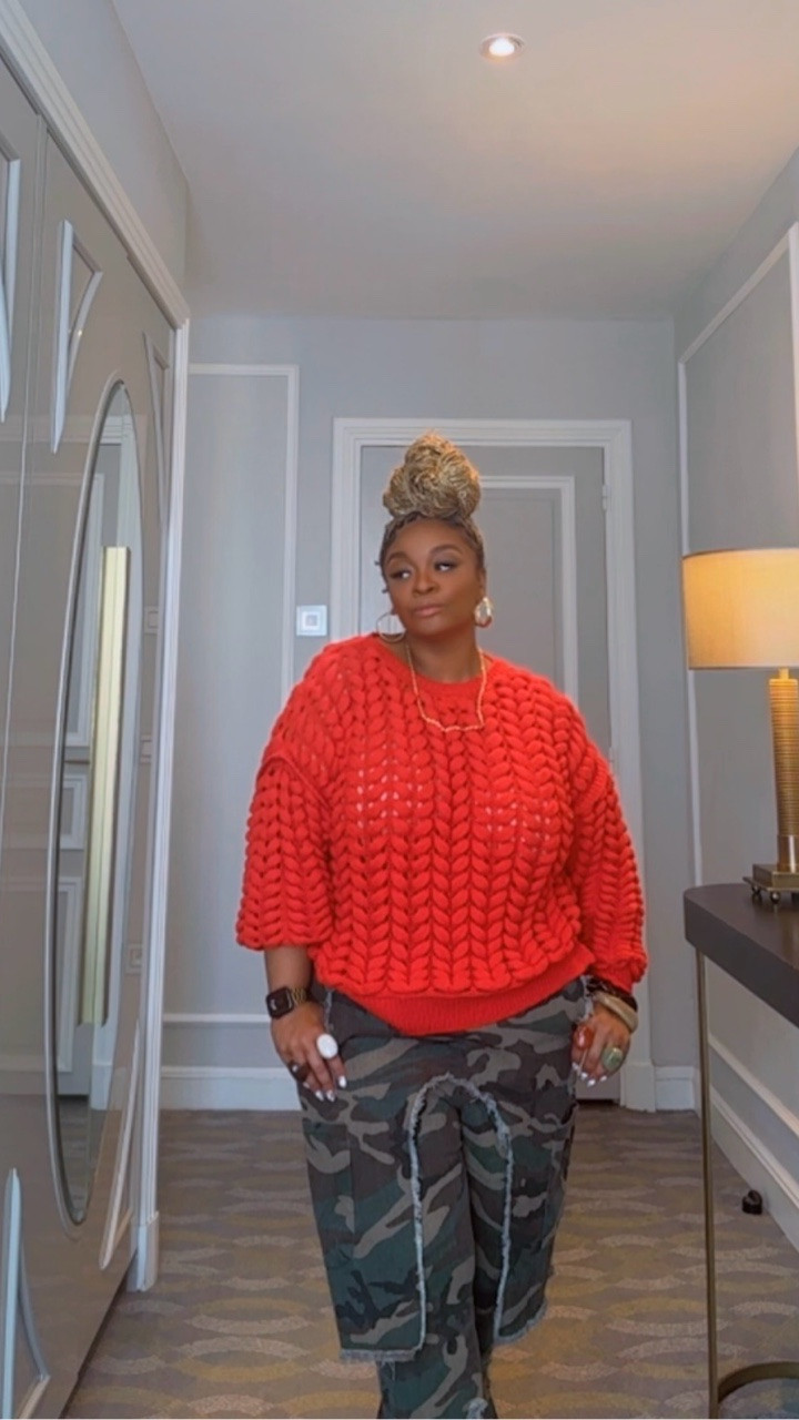 Oversized and casual day in Paris.... Can't wait to tell ya'll about my day!  In the meantime, hit the link and if you're in Memphis, Book my girl Tiffany for your nails! This is one of my favorite sets. 

#LTKootd #LTKPlusSize