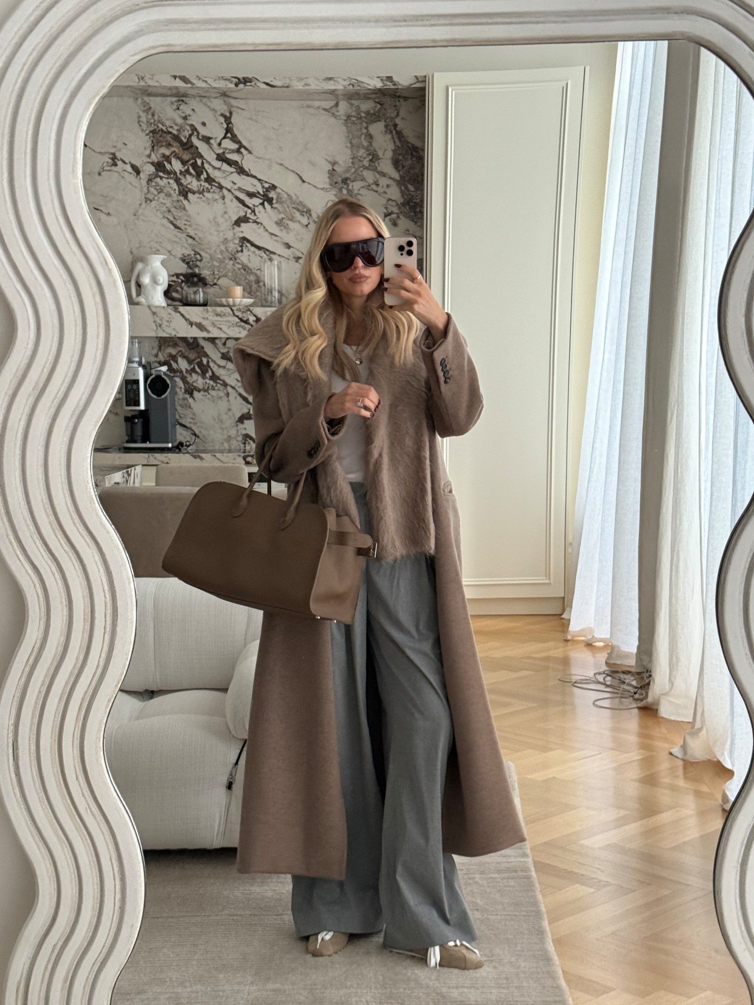 Travel day attire 🤎