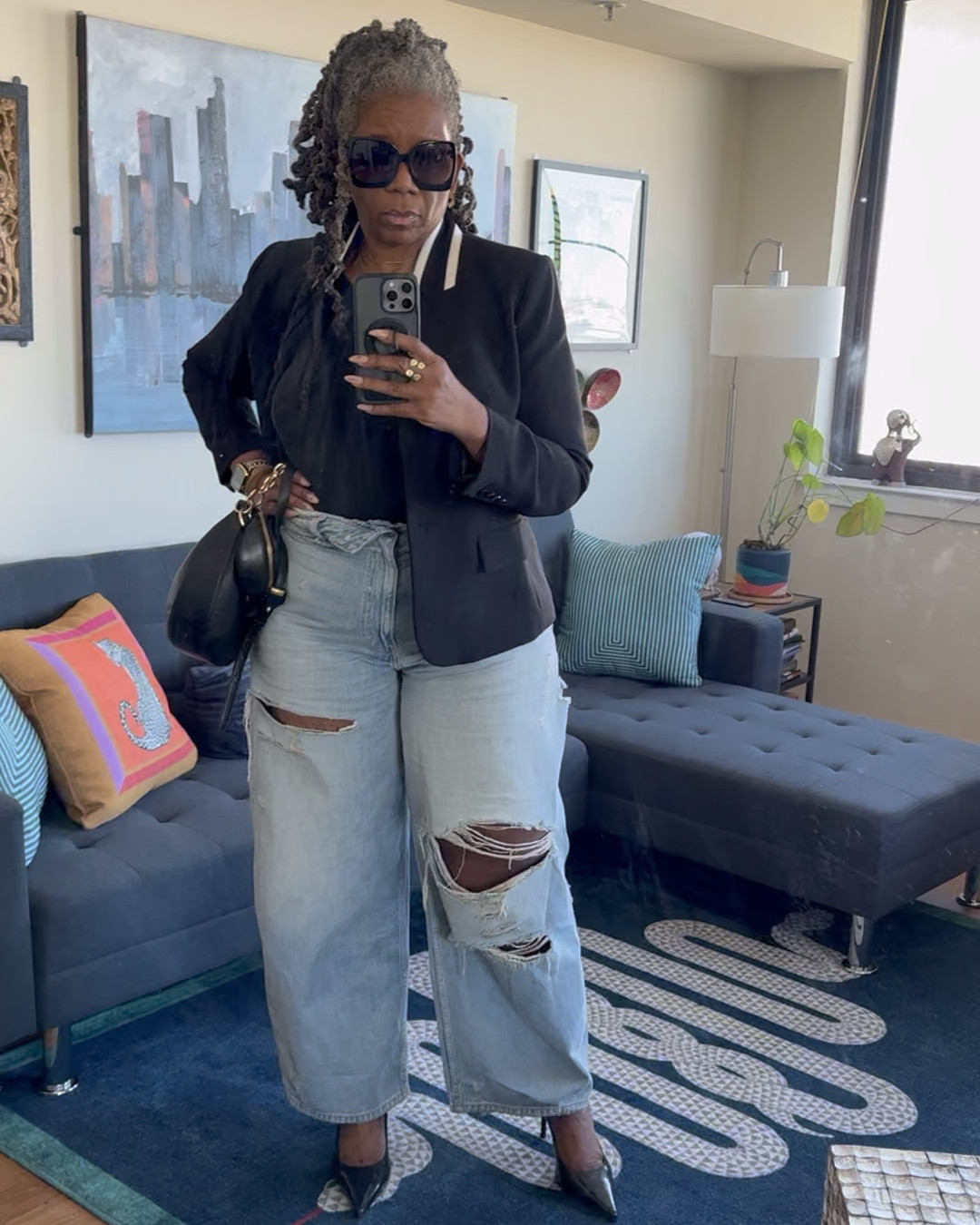 Me + these jeans go together real bad.  
Zara 5252 / 014 / 046 (sz 12) but I’ve linked a few dupes that are wallet friendly  

#LTKootd #LTKMidsize #LTKgrwm