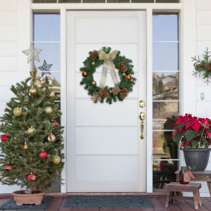 Pre-Decorated Pine Cones and Ornaments Artificial Christmas Wreath - 24" - Unlit | Christmas Central