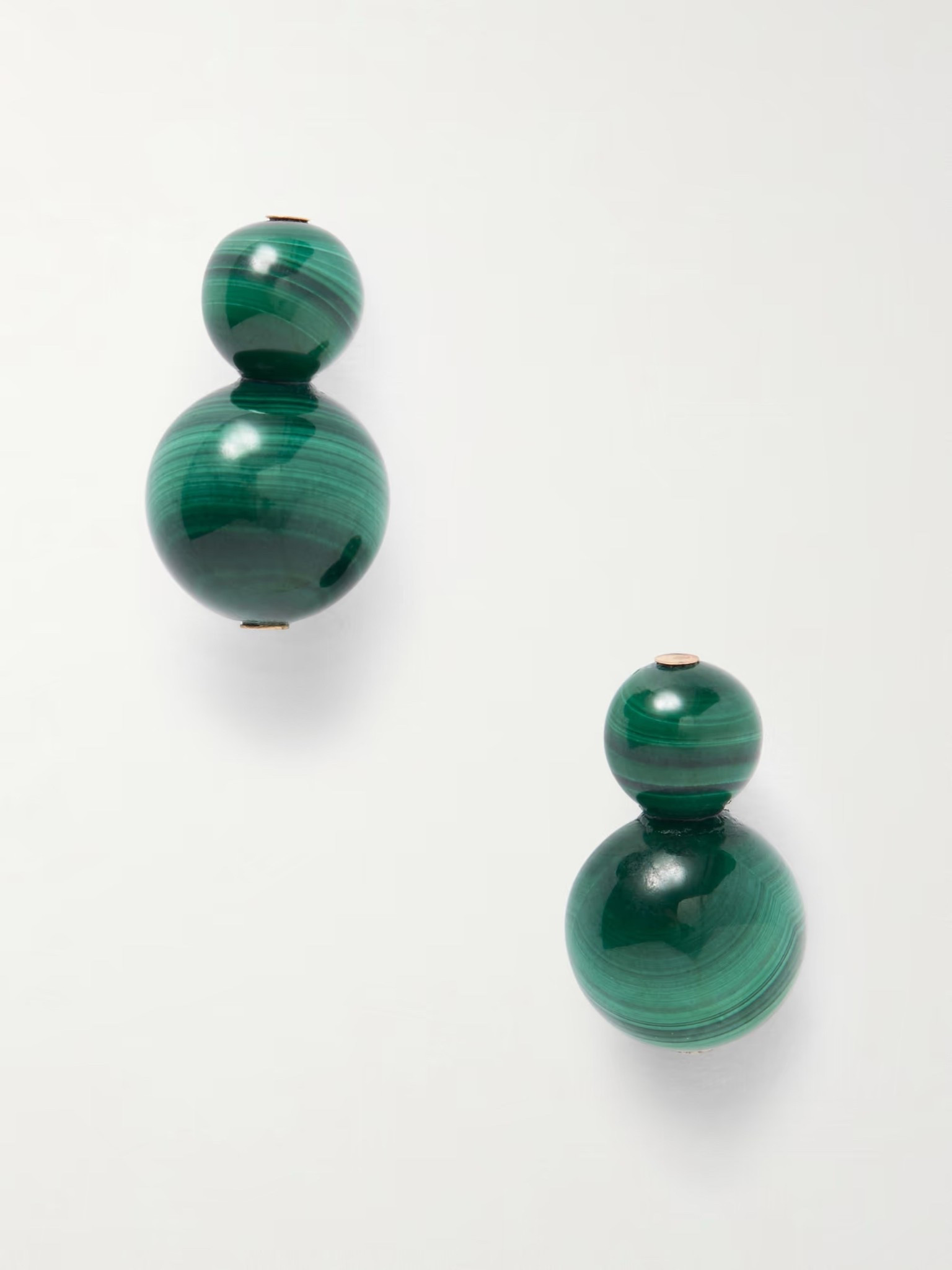 Make them Green With Envy in these malachite earrings . . . Perfect for Holiday and adding that little “Je ne sais quoi” this holiday season - one for you, one for them
|
#arebelinprada #malachite #malachiteearrings #holidaystyle #giftguide #bling

#LTKHoliday #LTKGiftGuide