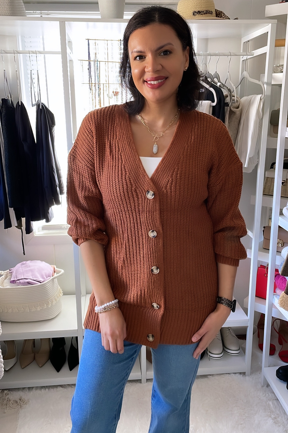 Casual OOTD, Amazon cardigan wearing size M

#LTKbeauty #LTKstyletip #LTKfindsunder50