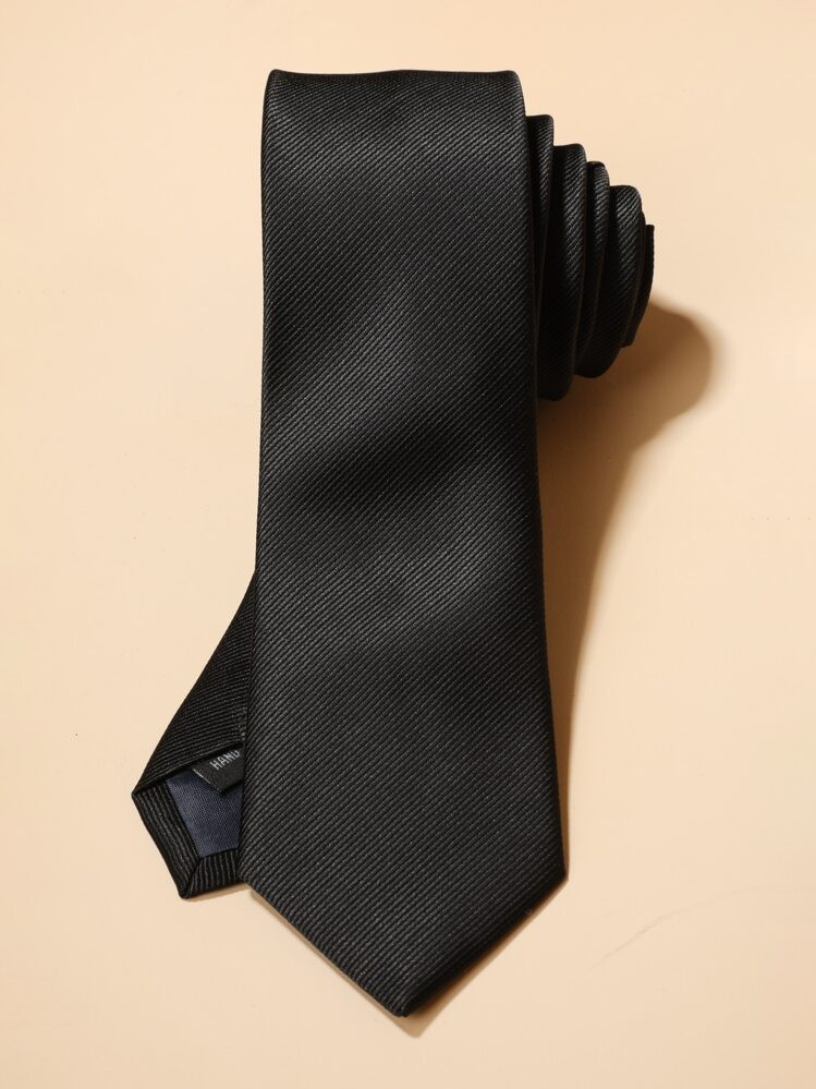 1pc Men Fashionable Solid Black Necktie Suitable For Versatile Business And Daily Wear | SHEIN