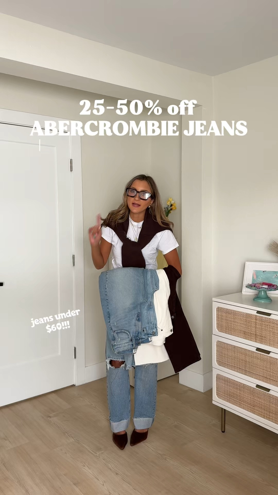 Abercrombie denim sale is here! 25-50% off all jeans (perfect for back to school) and 20% off everything else + stack code DENIMAF for an extra 15% off. 👖 wearing a 24 regular in everything + XS in tops

#LTKootd