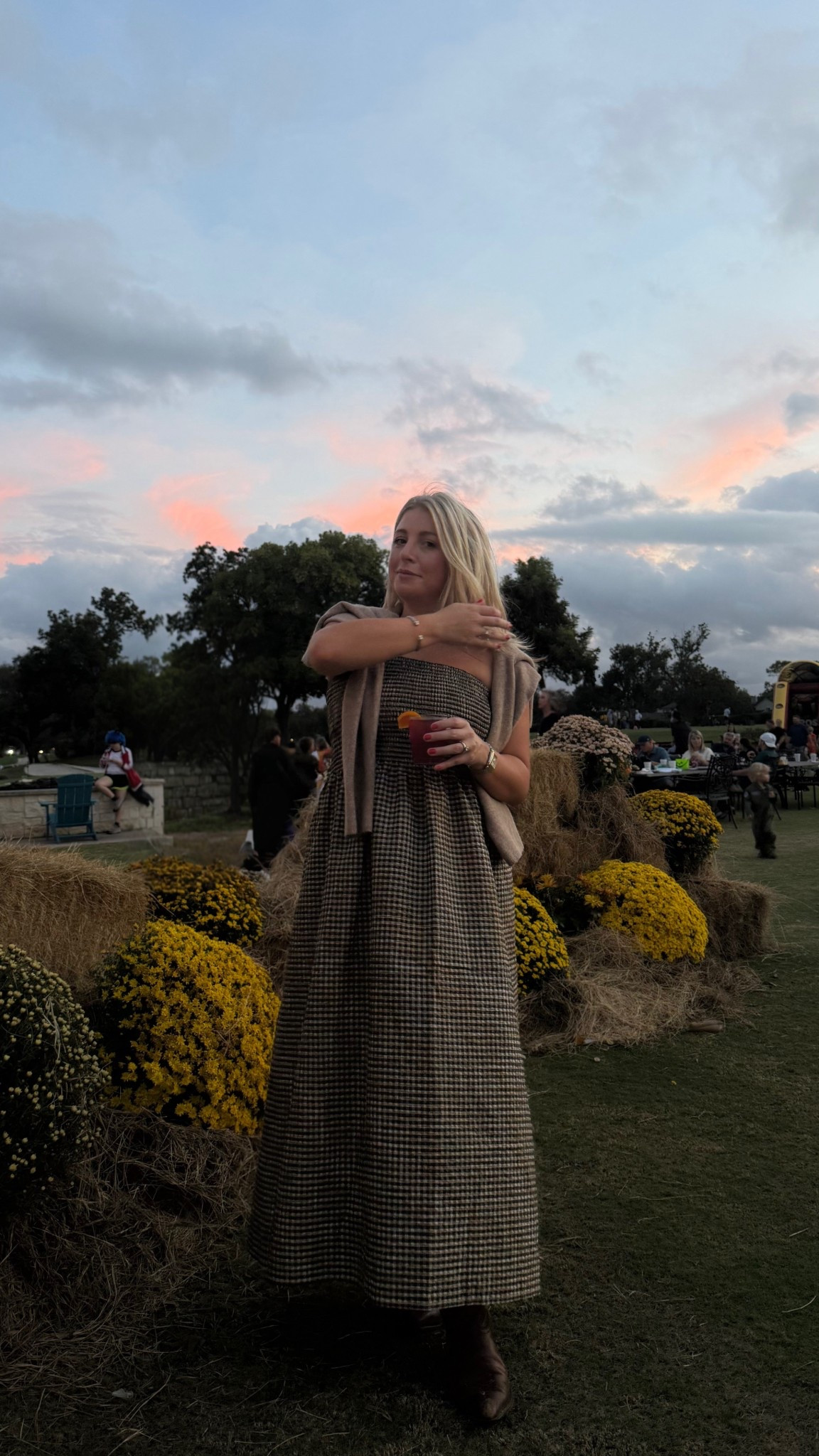 Fall dress under $50 - runs big! I suggested sizing down. Wearing my true size small but wish I would’ve gone with the xs insteadd

#LTKSeasonal #LTKMidsize #LTKFindsUnder50