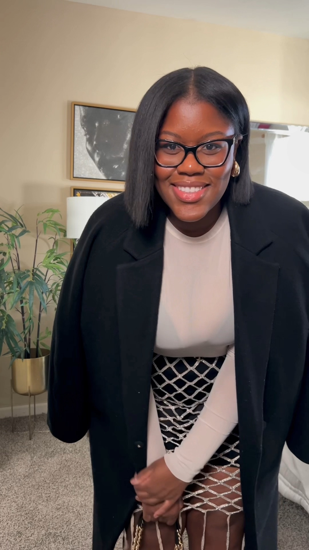 Skirt, top, belt, and shoes old. See similar items for sold out items.

I am 5’9”, size 16/18, size 10 shoe


#LTKplussize #LTKstyletip #LTKmidsize