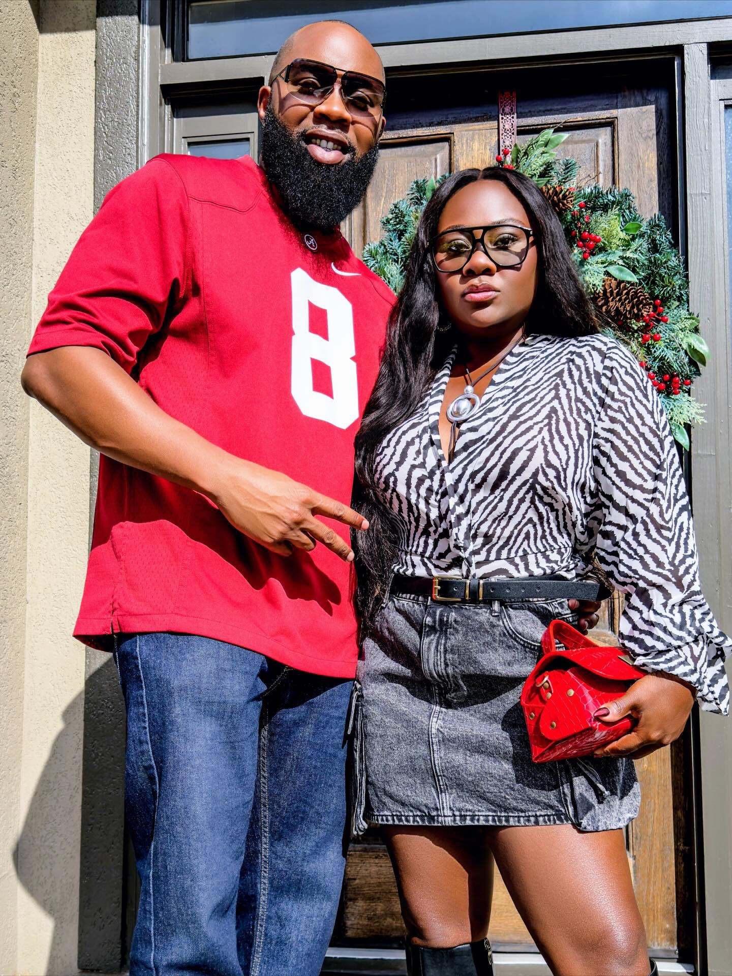 Alabama Football 

I’m not sure why my man asked me to go to the game with him instead of one of his kids or friends but I felt special but also, can I just stay home 😂😂! It’s always a good time when we’re together and there are snacks involved. Are you a sports lover or nay?

#alabamafootball #universityofalabama #gamedayoutfit #collegefootballsaturday #rolltideroll #couplesoutfits