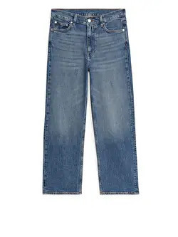 ROSE Cropped Straight Stretch Jeans | ARKET (US&UK)