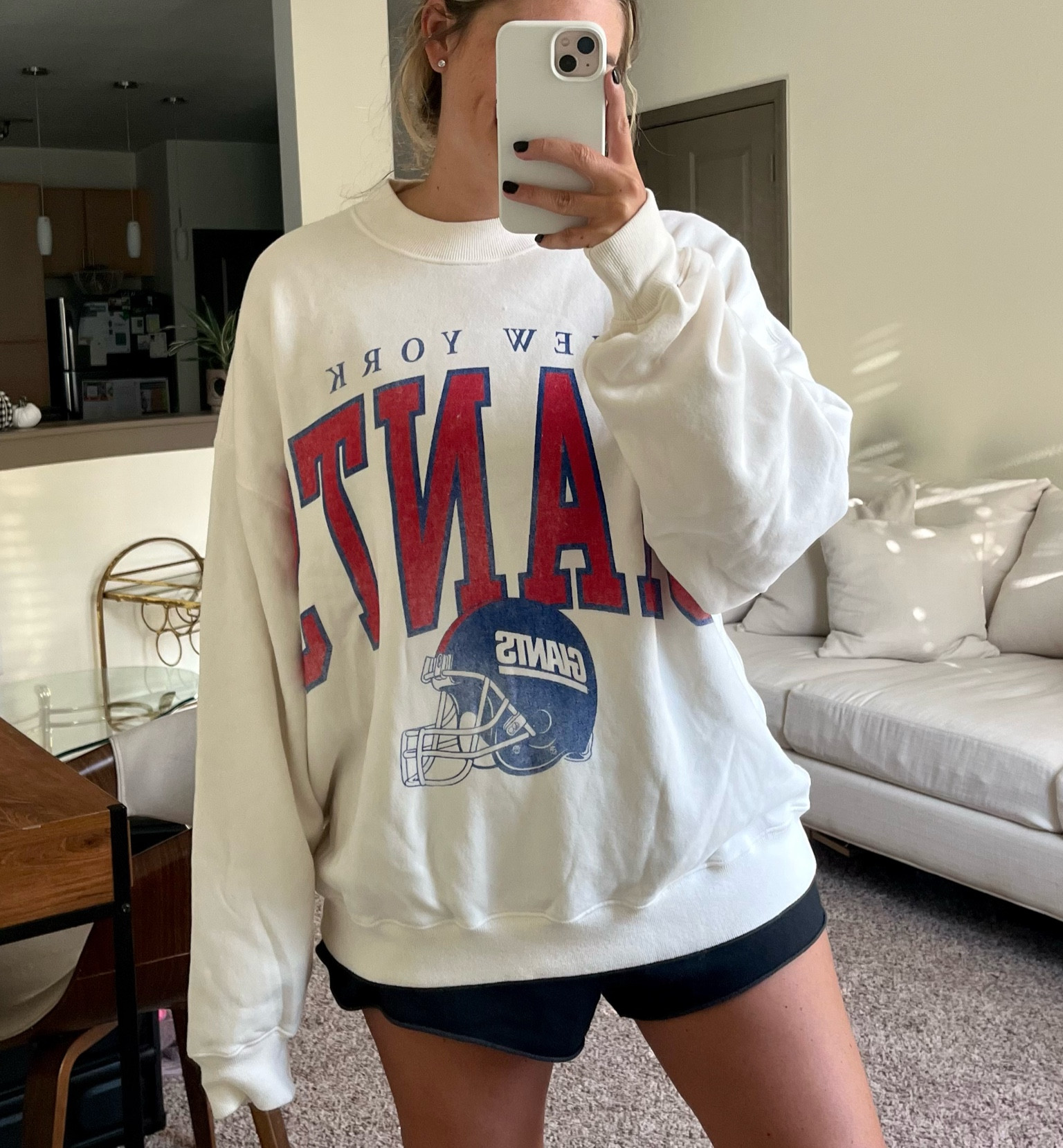 sweatshirt, oversized, size large 

#LTKunder100 #LTKstyletip
