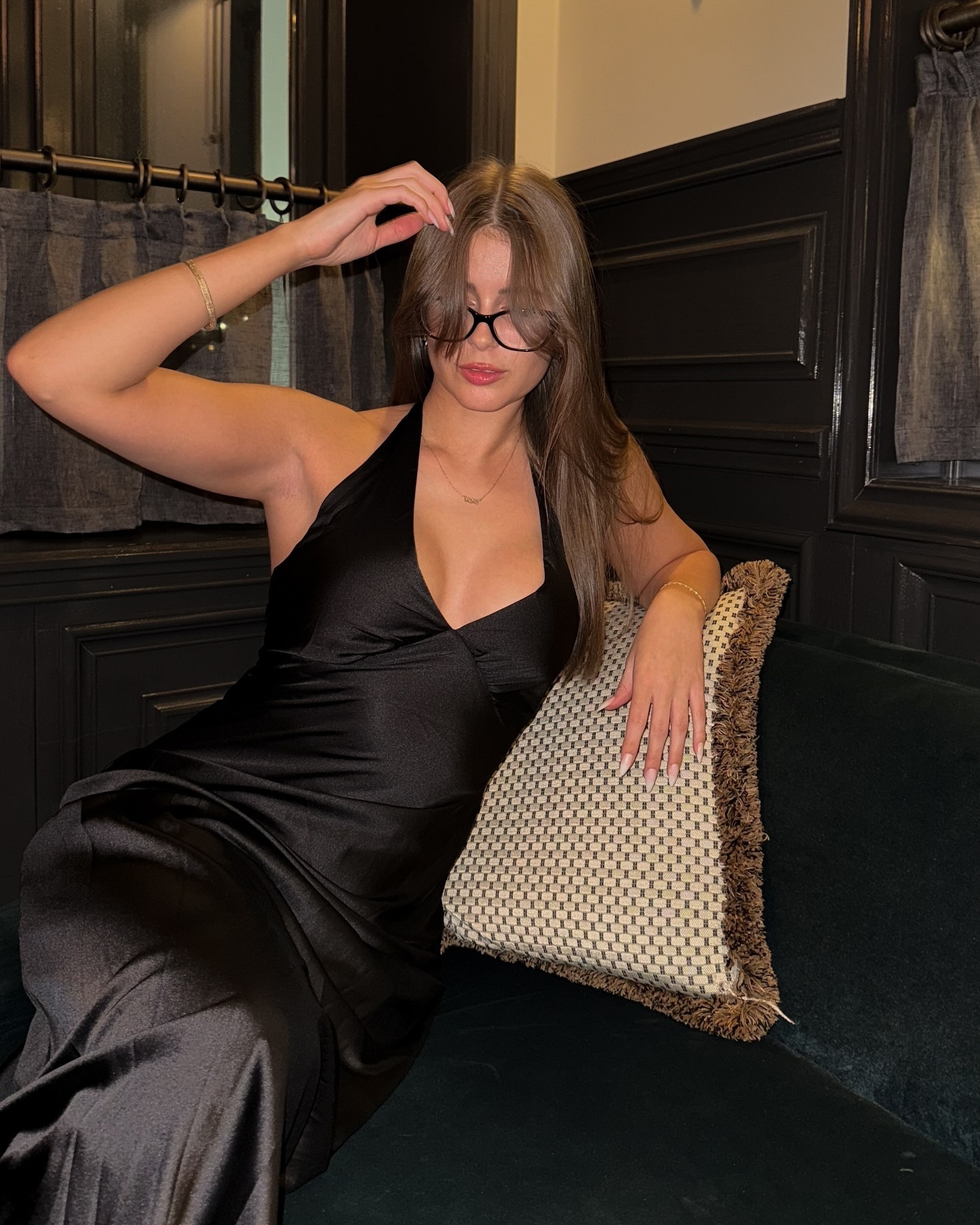 Weekend 🍸 with @peppermayo 🖤⁣
⁣
⁣
⁣
⁣
⁣
⁣
⁣
⁣
⁣
⁣
#holidaydresses #holidaydress #sparkleseason #holidayoutfitideas #lbd #blackdress #satindress maxi dress, midi dress.

#LTKHoliday #LTKParties #LTKSeasonal