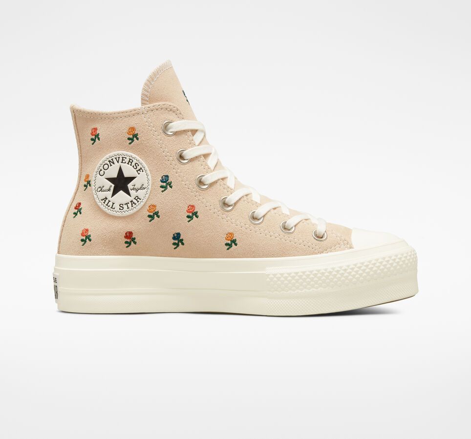 Chuck Taylor All Star Lift Platform Embroidered Roses | Converse (US)