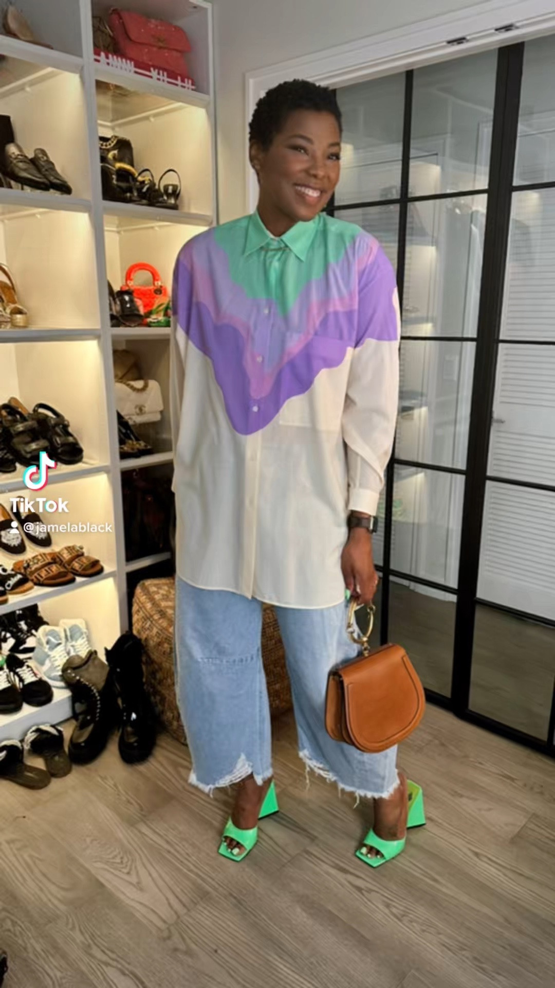 Top: Loewe
Jeans: Citizens of Humanity
Shoes: Attico
Purse: Chloe

#LTKFind #LTKfit #LTKstyletip