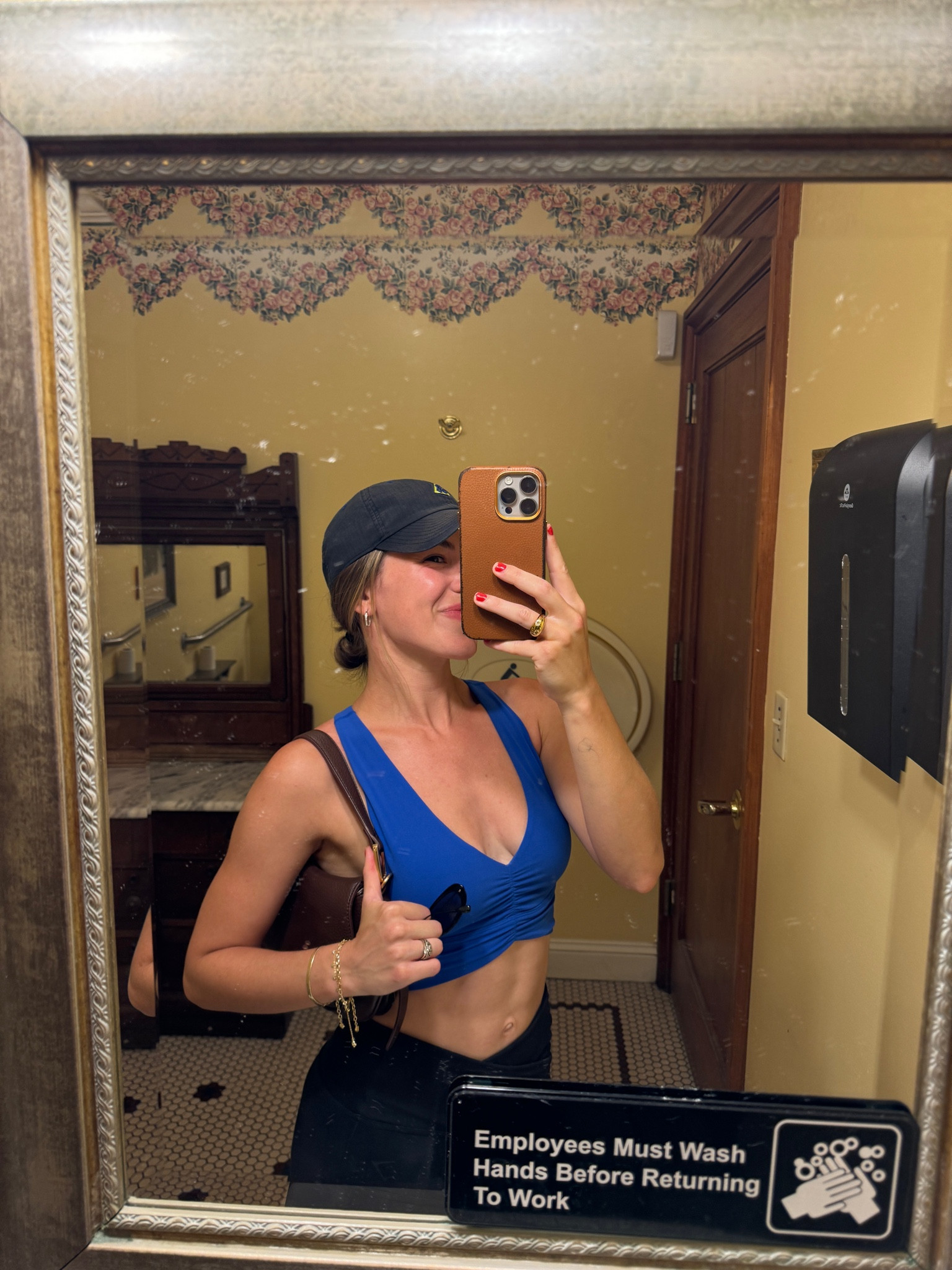 Favorite Pilates/workout top atm 🫐💙🌊

#LTKSeasonal #LTKFitness #LTKFindsUnder50