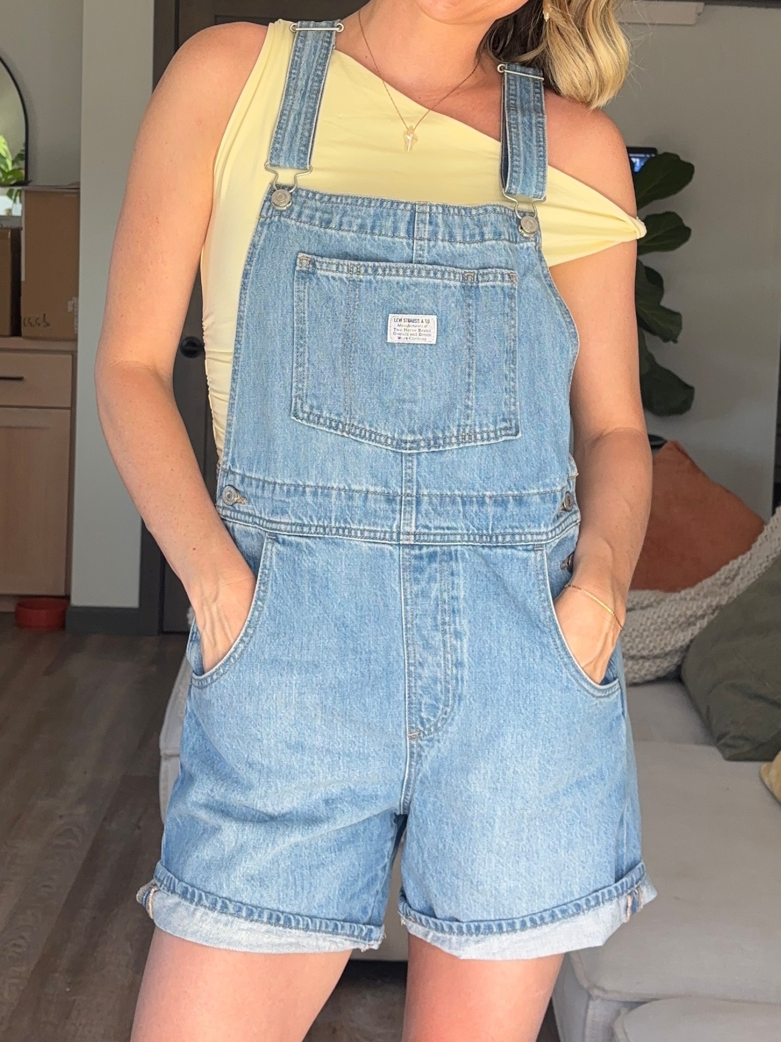 My all time favorite article of clothing I’ve ever purchased!!! These shortalls are timeless and SO versatile✨

#LTKOver40 #LTKStyleTip #LTKSeasonal
