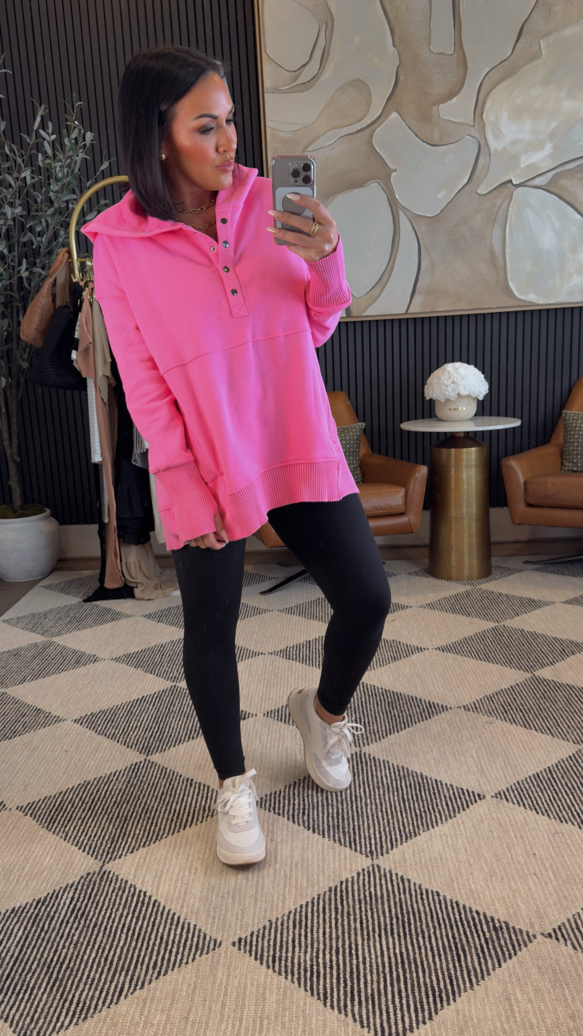 Love these casual mom on the go outfits! 

#LTKover40 #LTKstyletip #LTKfindsunder50