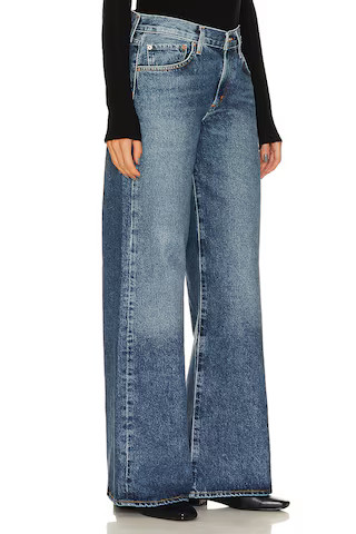 AGOLDE Clara Low Rise Baggy Flare in Noise from Revolve.com | Revolve Clothing (Global)