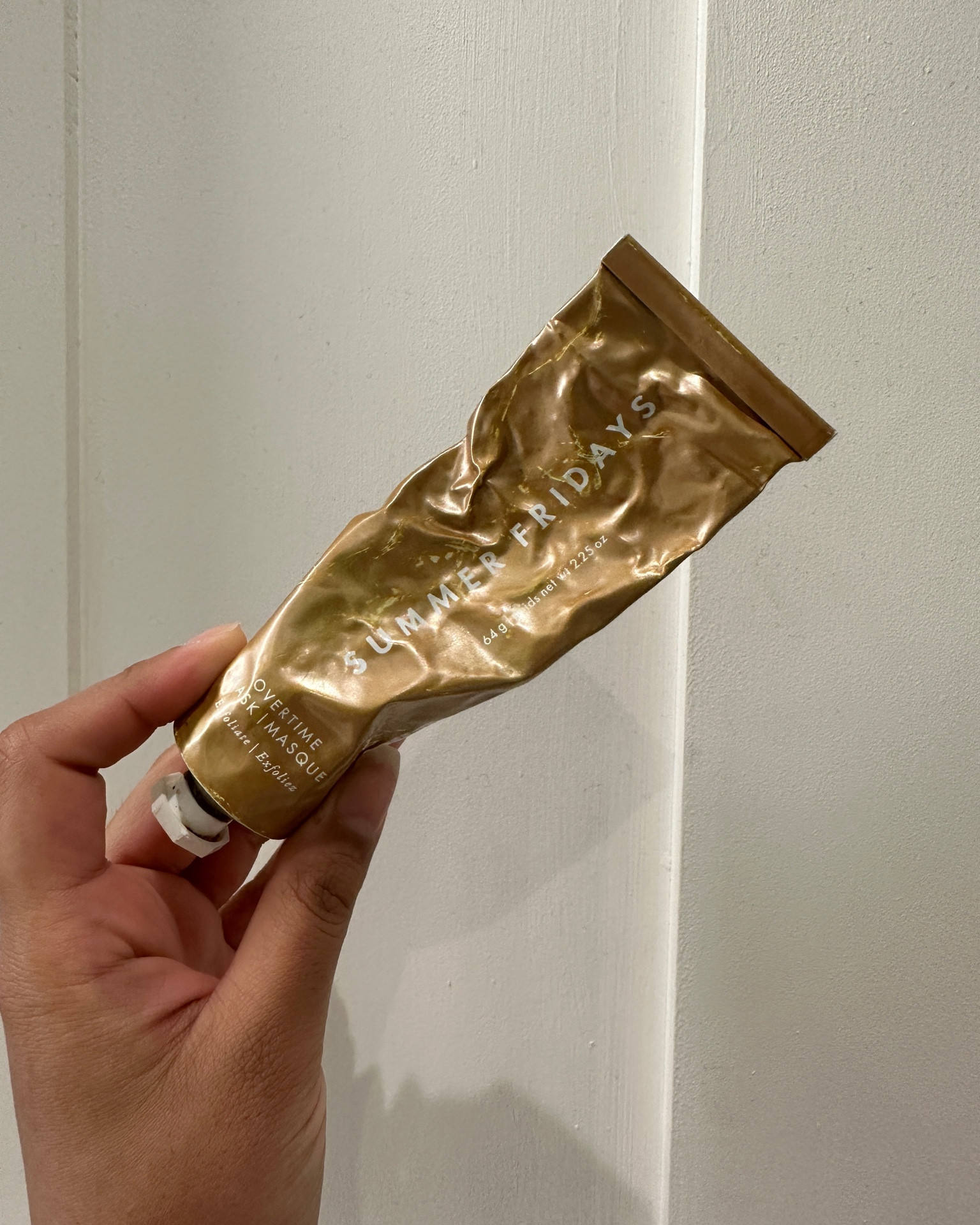 My summer skin routine includes exfoliation at least once a week and this face mask from summer Fridays is my hardest working to keep my skin clear! Obsessed especially if you have acne prone or sensitive skin like me! 

#summerfridays #sensitiveskin #facemask #acneproneskin #skinroutine

#LTKunder50 #LTKbeauty #LTKeurope