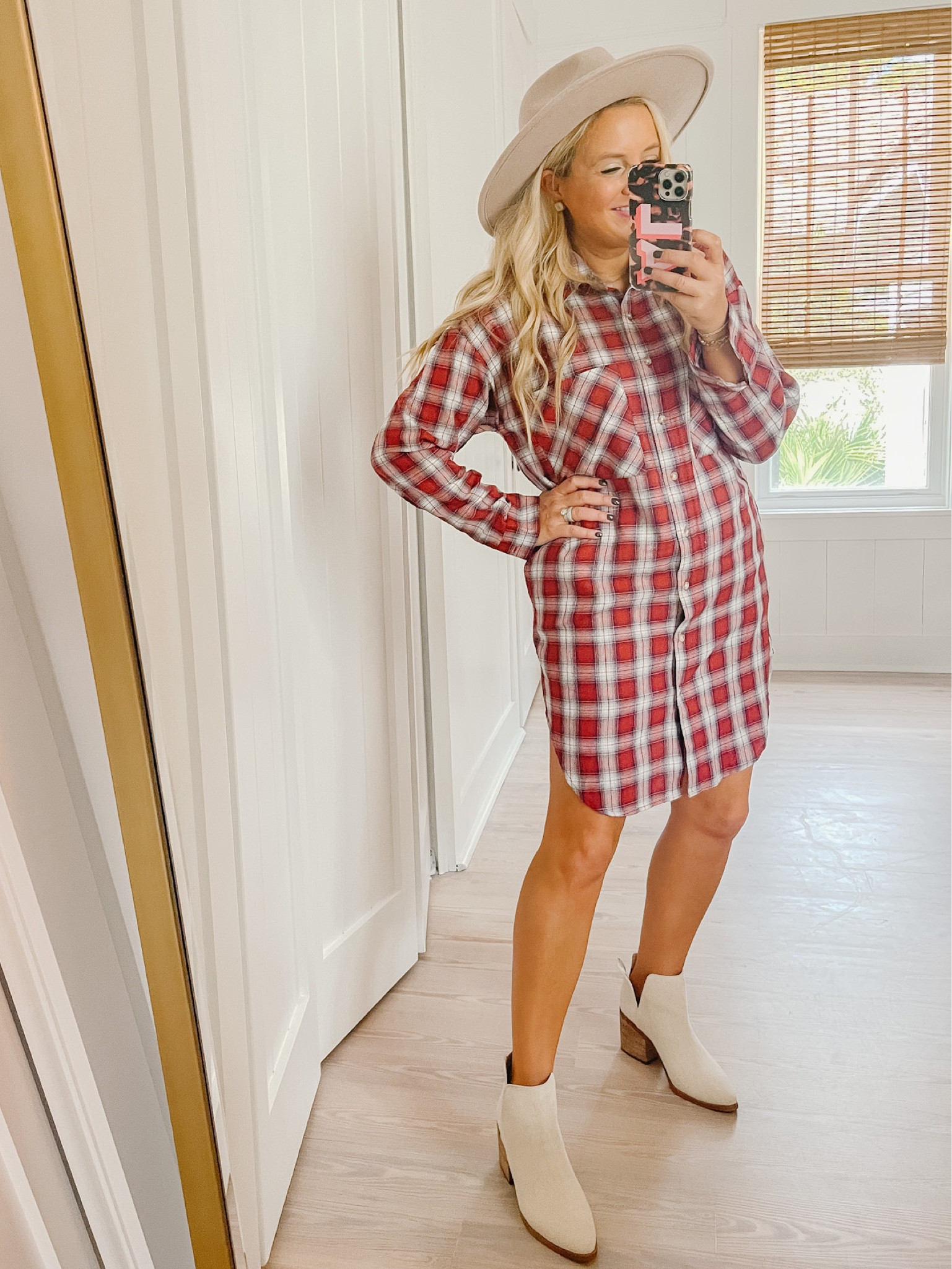 Cutest plaid dress for fall from
Nordstrom. Wearing a size XS  

#LTKunder100 #LTKstyletip #LTKSeasonal