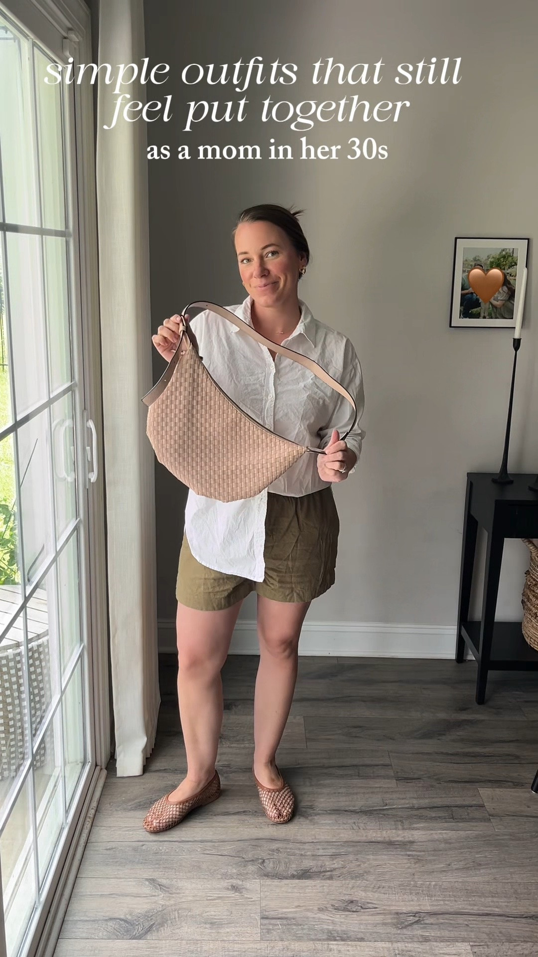 Sometimes the simplest outfits are the ones I reach for the most. 🤍
As a mom in my 30s, I want clothes that are comfortable, easy to throw on, and still make me feel put together. That's exactly the kind of style I'll always share here.