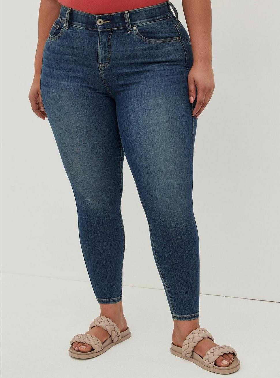Curvy Bombshell Skinny Super Soft High-Rise Jean | Torrid (US & Canada)