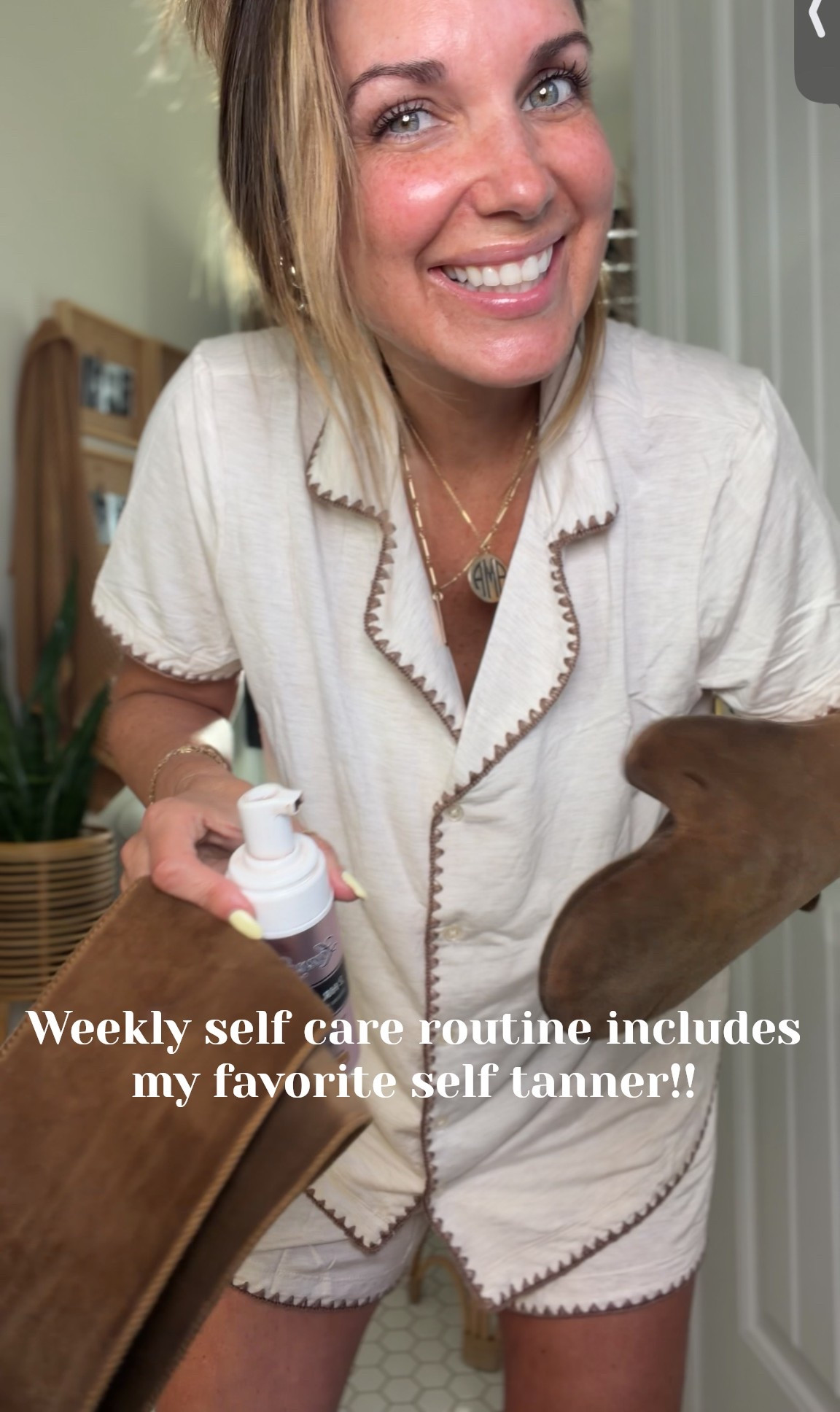 Thee best self tanner!!! I’ve tried them all too!! Leaves me golden brown!! No orange!!!! 

#LTKselfcare #LTKBeauty #LTKmomlife