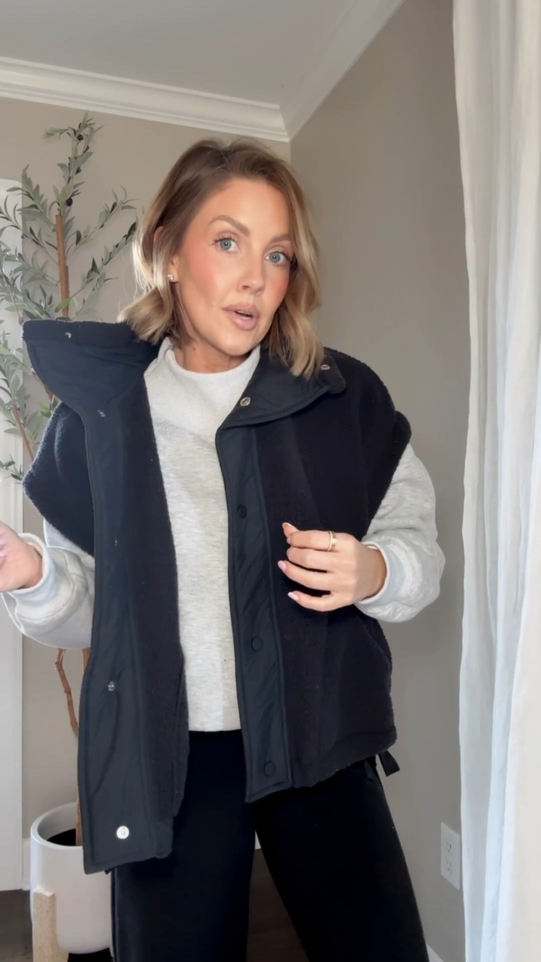 Been looking for a cute vest!

Small Amazon vest / Small Amazon sweatshirt / XS Regular pants 🖤

Vest, black vest, Amazon, Amazon finds, sweatshirt, sweatpants, loungewear, snow day outfit, Almostreadyblog, Amanda west 

#LTKootd #LTKSeasonal #LTKdayinmylife