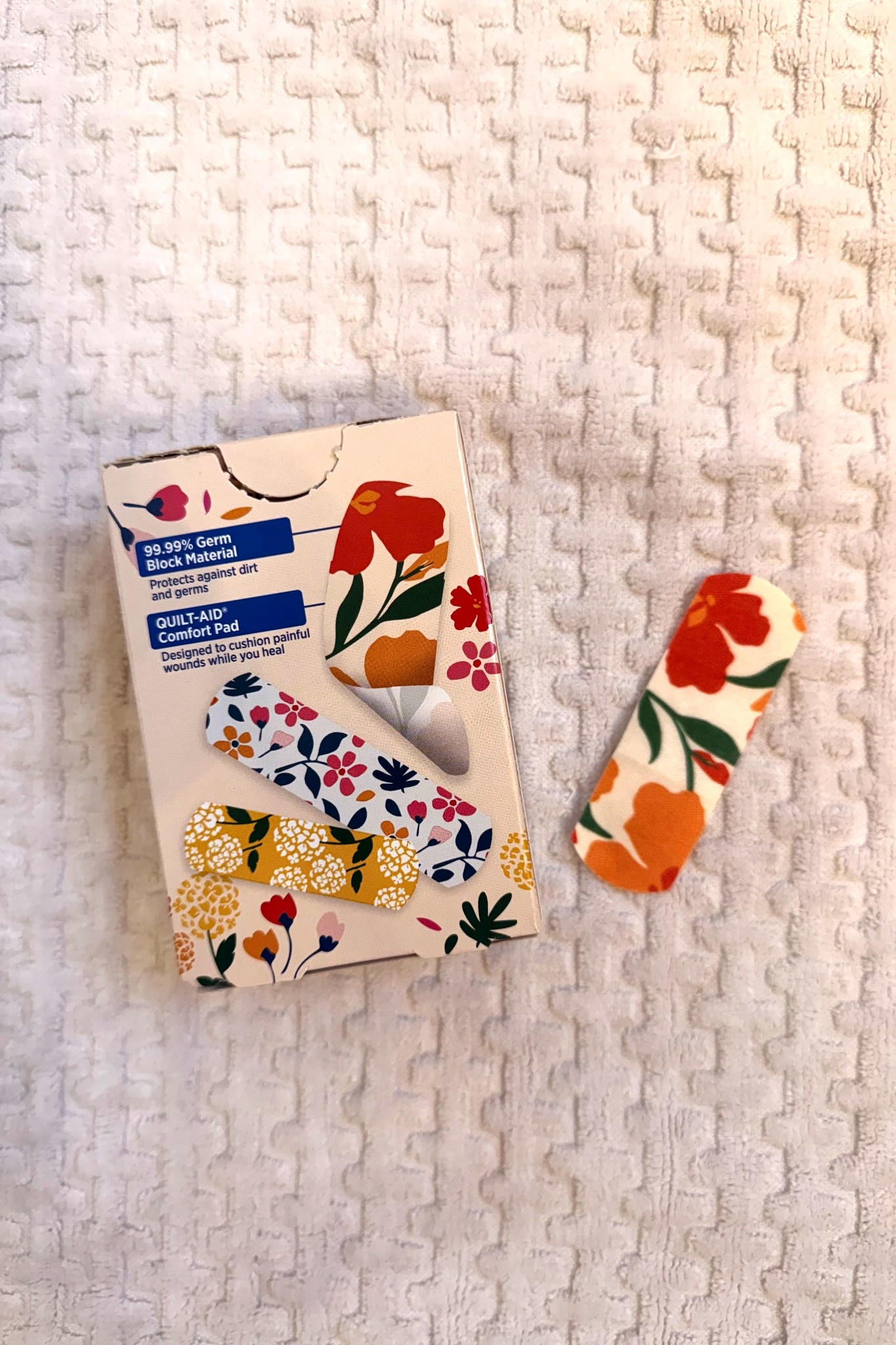 I’m basically a big kid… but she’s gonna be cute about it 🩹🌺🌷🌹


#CuteEssentials
#AestheticFinds
#SelfCareThings
#DailyEssentials
#PrettyLittleThings

#LTKHome #LTKselfcare #LTKdayinmylife