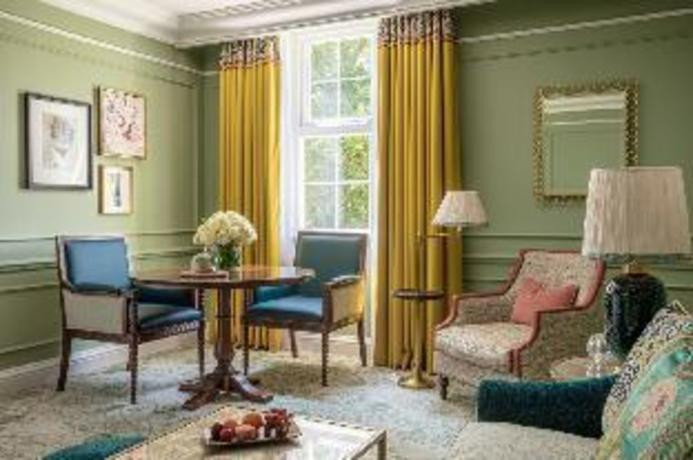 Four Seasons Hotel Hampshire | Plannin.com Inc