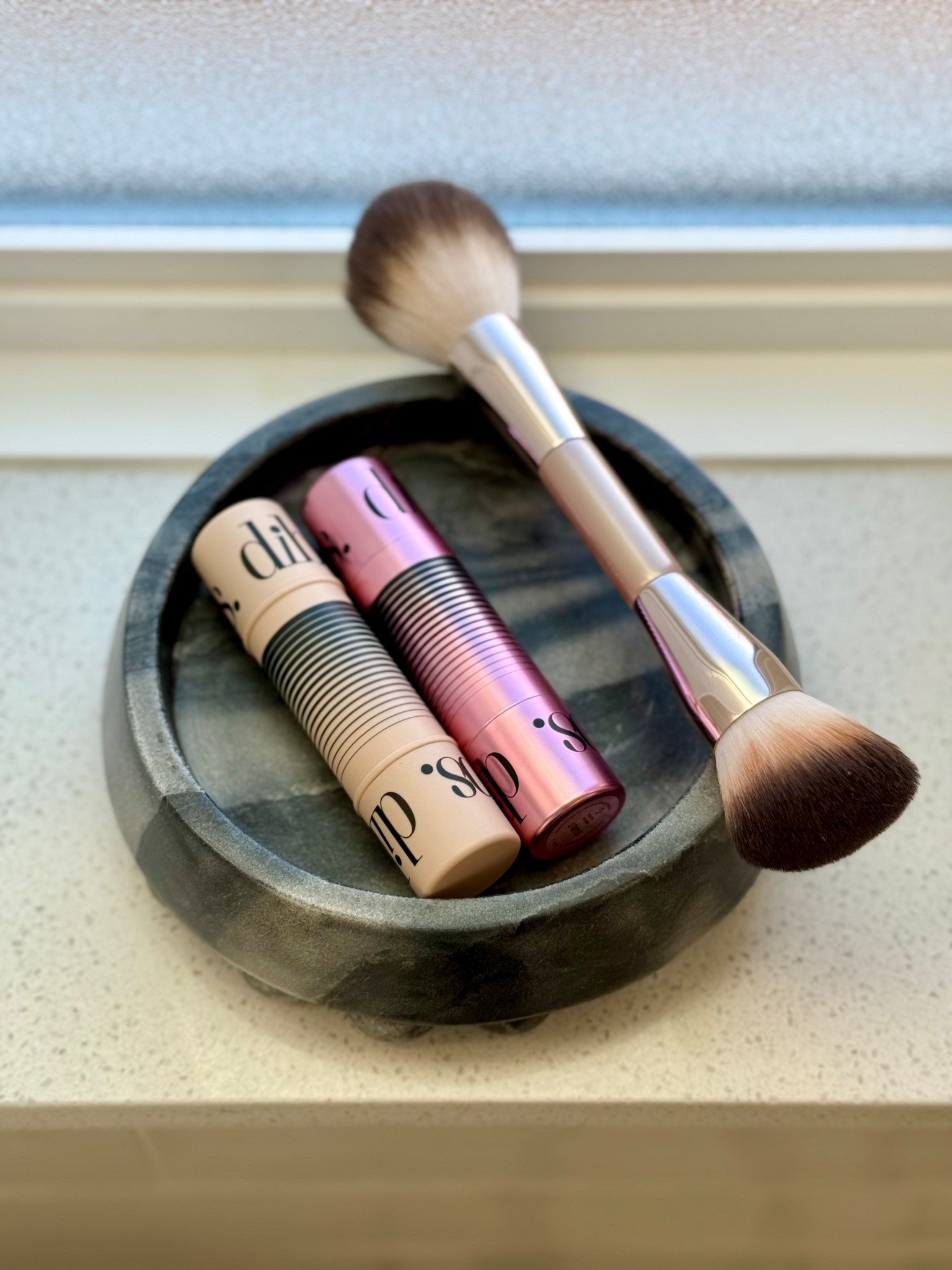 Dibs beauty duo sticks and brush 

I use shade 2 and starlit 

#LTKSaleAlert #LTKBeauty #LTKSpringSale