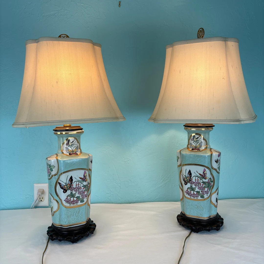 Pair of Vintage Chinese Porcelain Chinoiserie Lamps as Is - Etsy | Etsy (US)