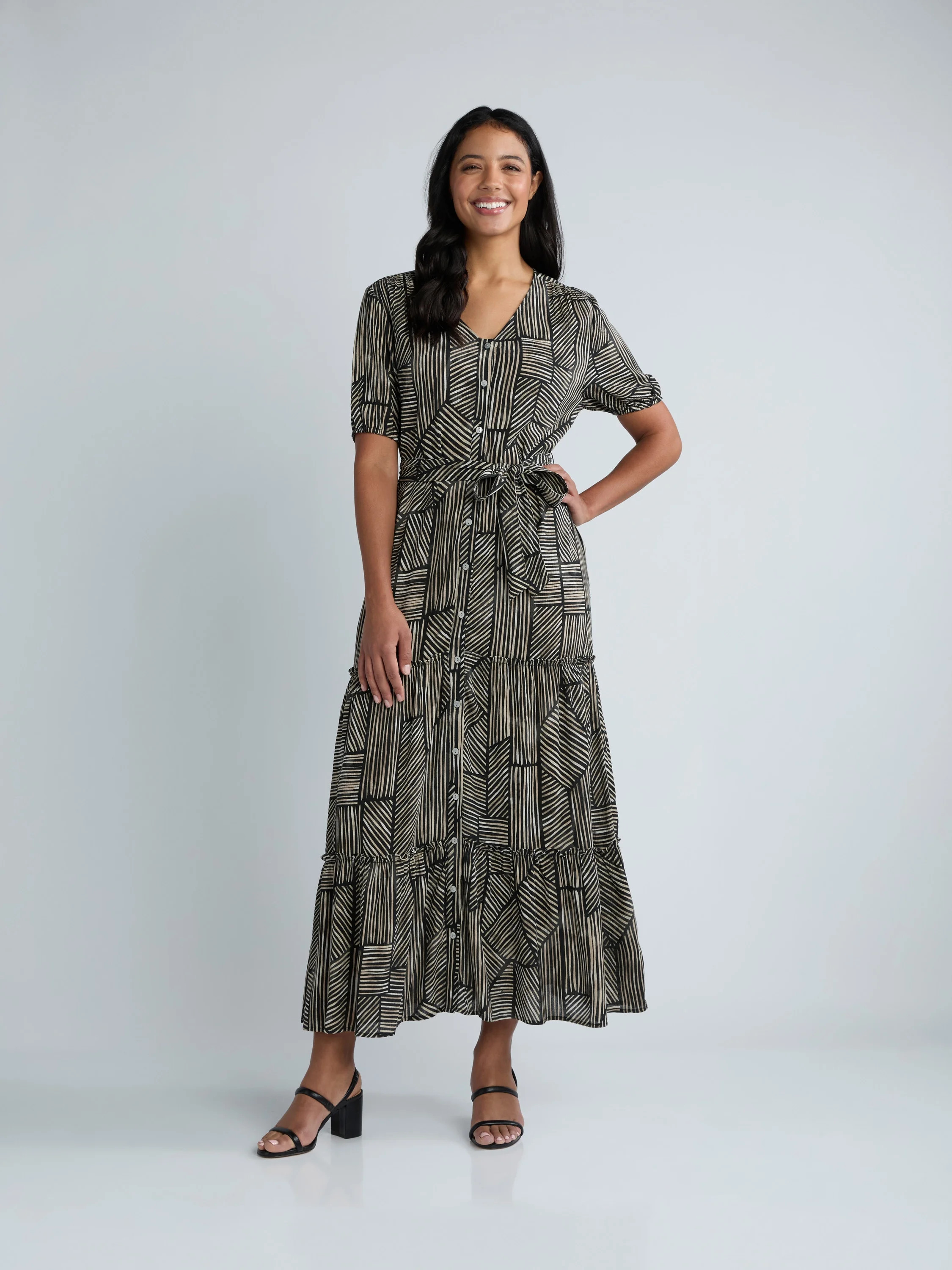 Time and Tru Women's Crinkle Maxi Dress with Short Sleeves, Sizes XS-XXXL | Walmart (US)