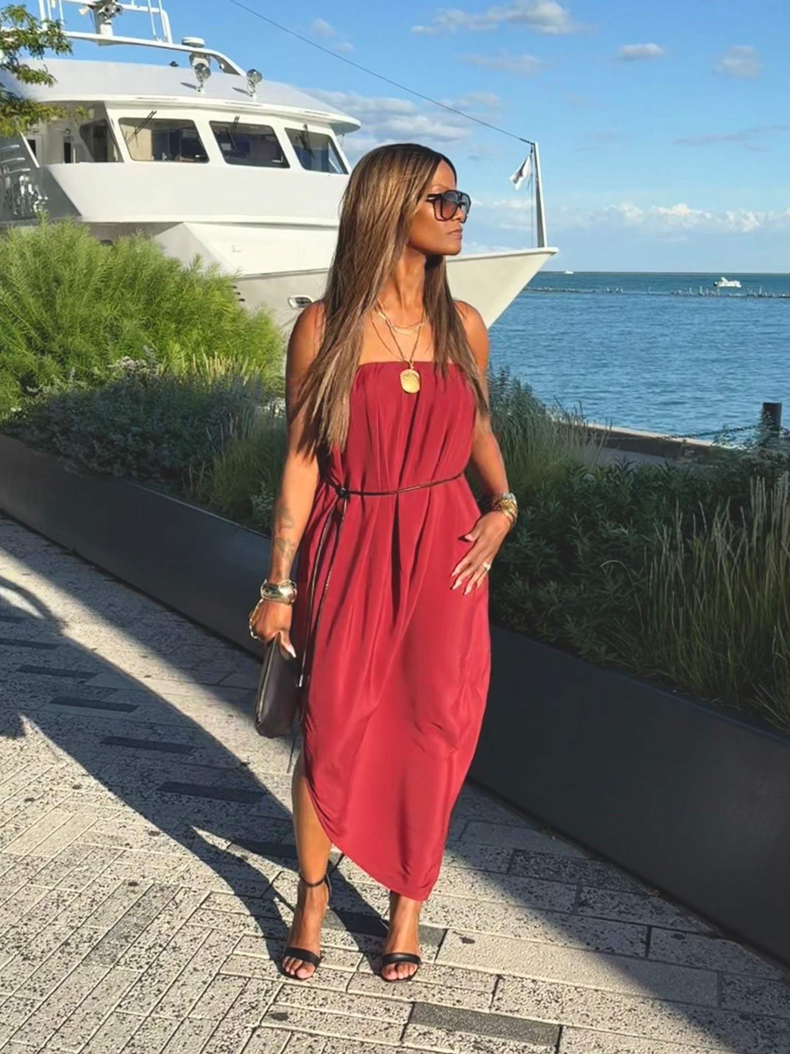 Gorgeous dress and will definitely transition well for Autumn. Jeans and a blazer. Don’t pass on the endless possibilities of this one! 
Stay tuned for some great looks with his one …. 

#LTKFindsUnder100 #LTKStyleTip #LTKOver40