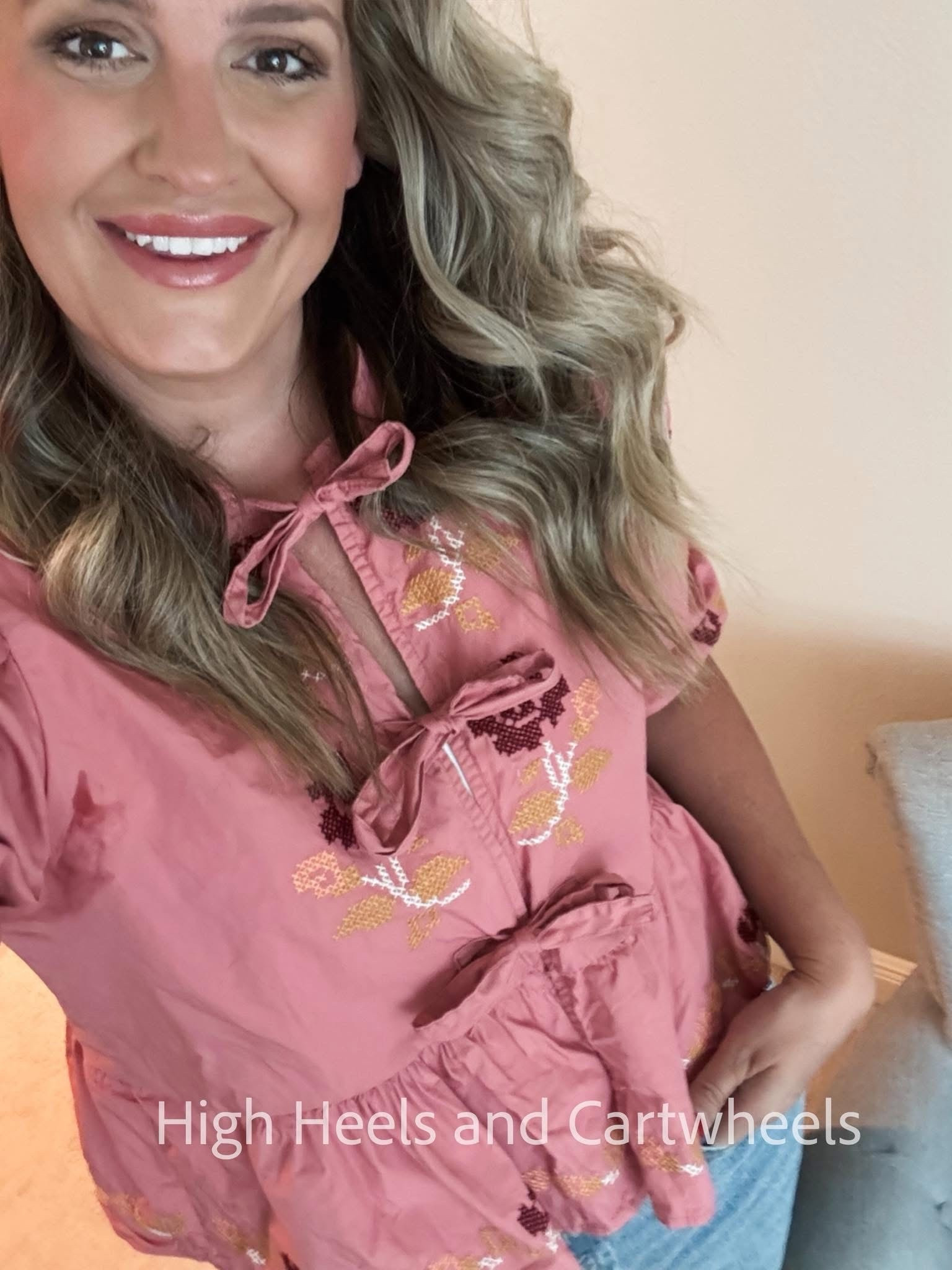 Y’all this is the most adorable top that looks like it’s from a boutique but it’s from AMZN!!!