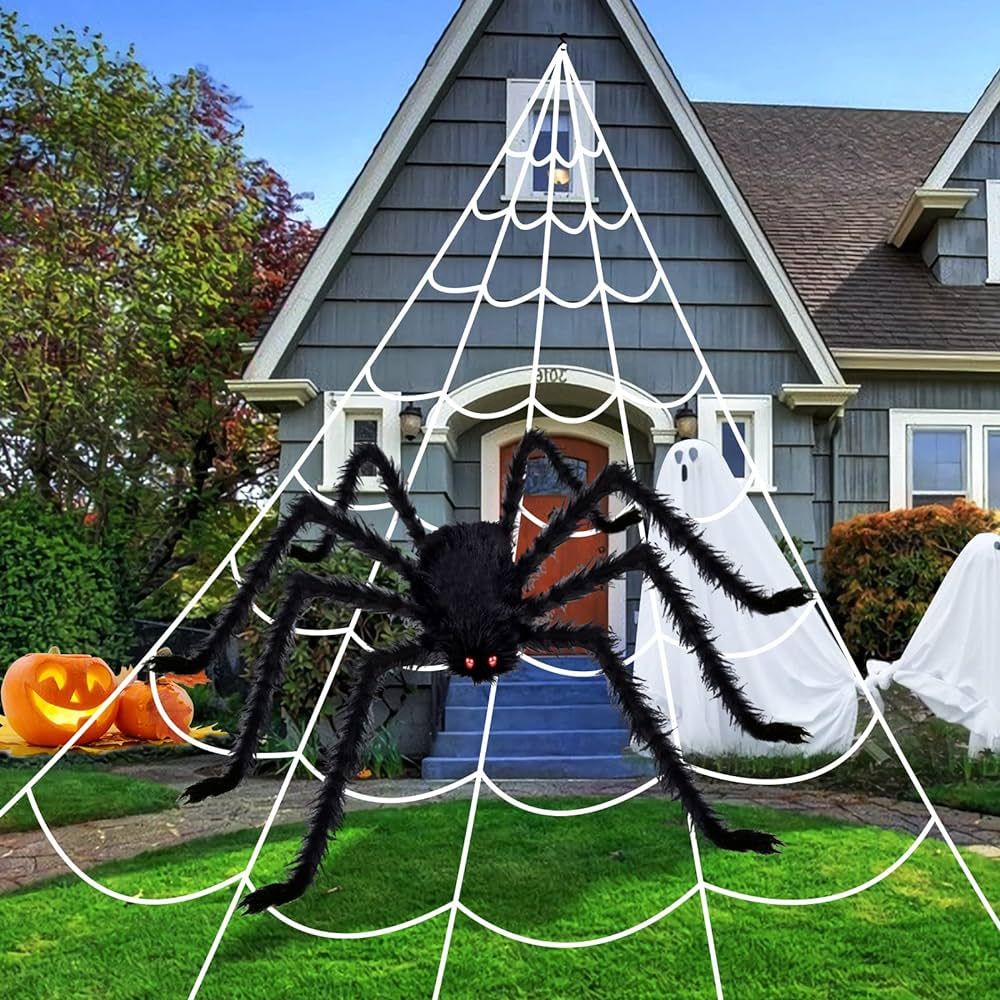 KUCHEY Halloween Decorations Outdoor 200'' Triangular Spider Web+47'' Giant Fake Spiders, Hallowe... | Amazon (US)