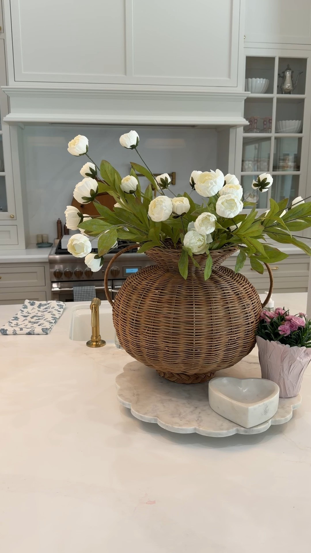 My favorite vase is one sale 👌🏼

#LTKSeasonal #LTKHome