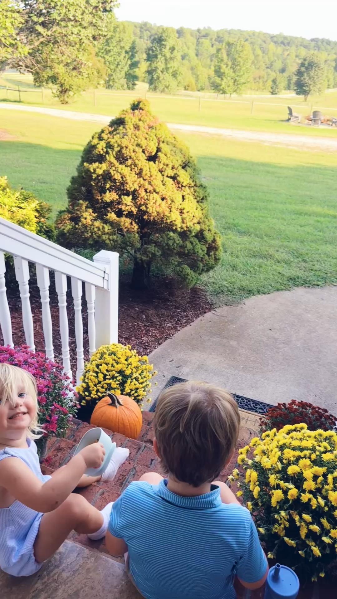 And as the boys were enjoying a little late afternoon snack on the porch 🌾 waiting for daddy to get home 🏡… this man showed up around the corner with roses 🌹 for mama!! 🤭 My oh my how I love and adore 🥰 this handsome 🔥 precious man of mine!!! 😍Blessed with the very BEST!!! 👏🏽