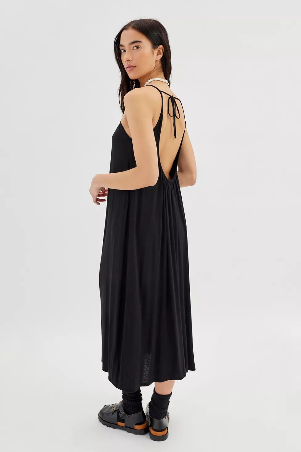 UO Nevra Knit Low-Back Midi Dress | Urban Outfitters (US and RoW)