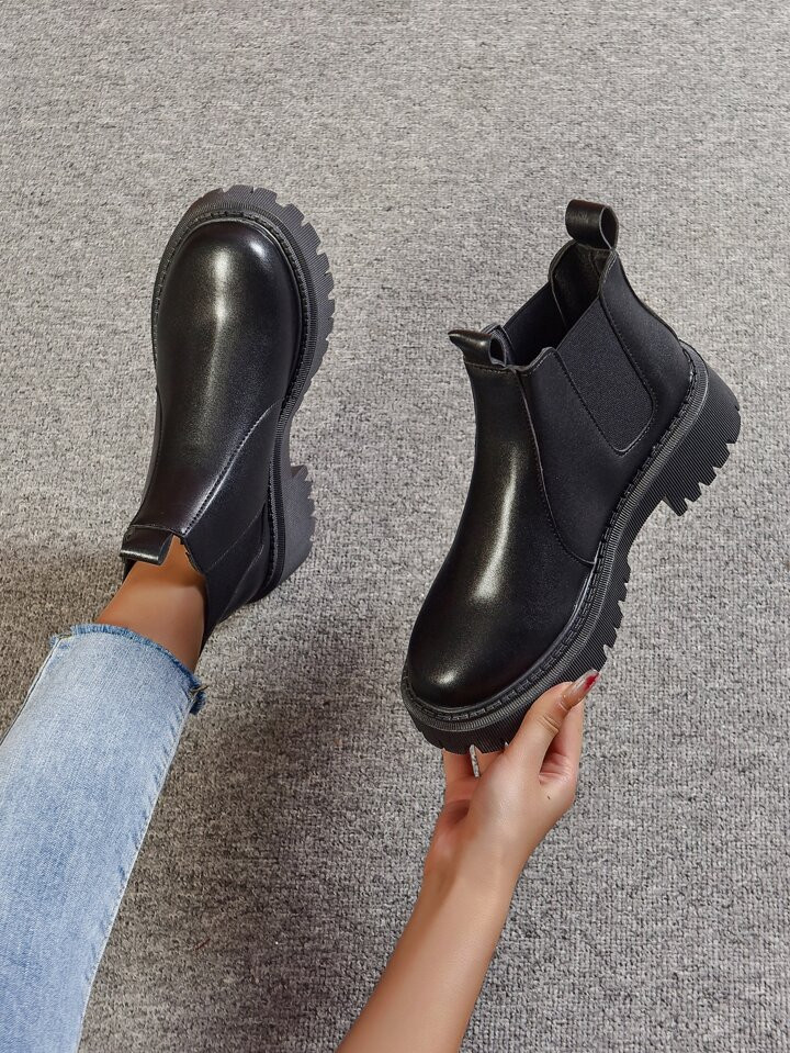 Women's Solid Color Chelsea Boots, Simple & Fashionable Slip-on Ankle Boots | SHEIN