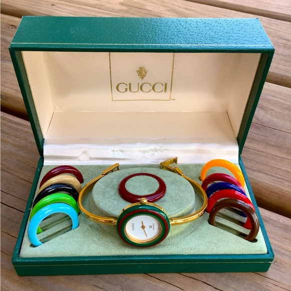 Ladies Gucci interchangeable bezels watch🌺🌸🌼 | Poshmark
